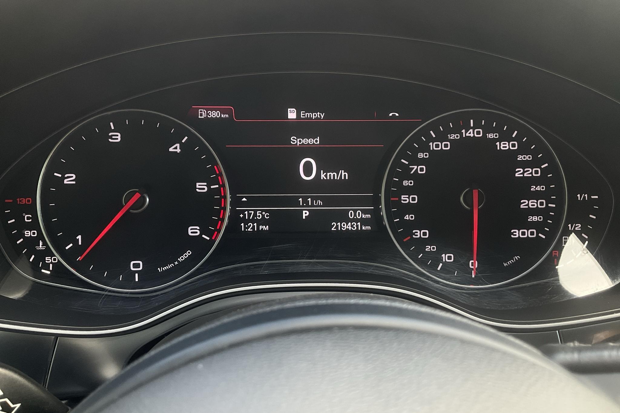 Audi A6 3.0 TDI Avant quattro (204hk) - 21 944 mil - Automat - vit - 2012