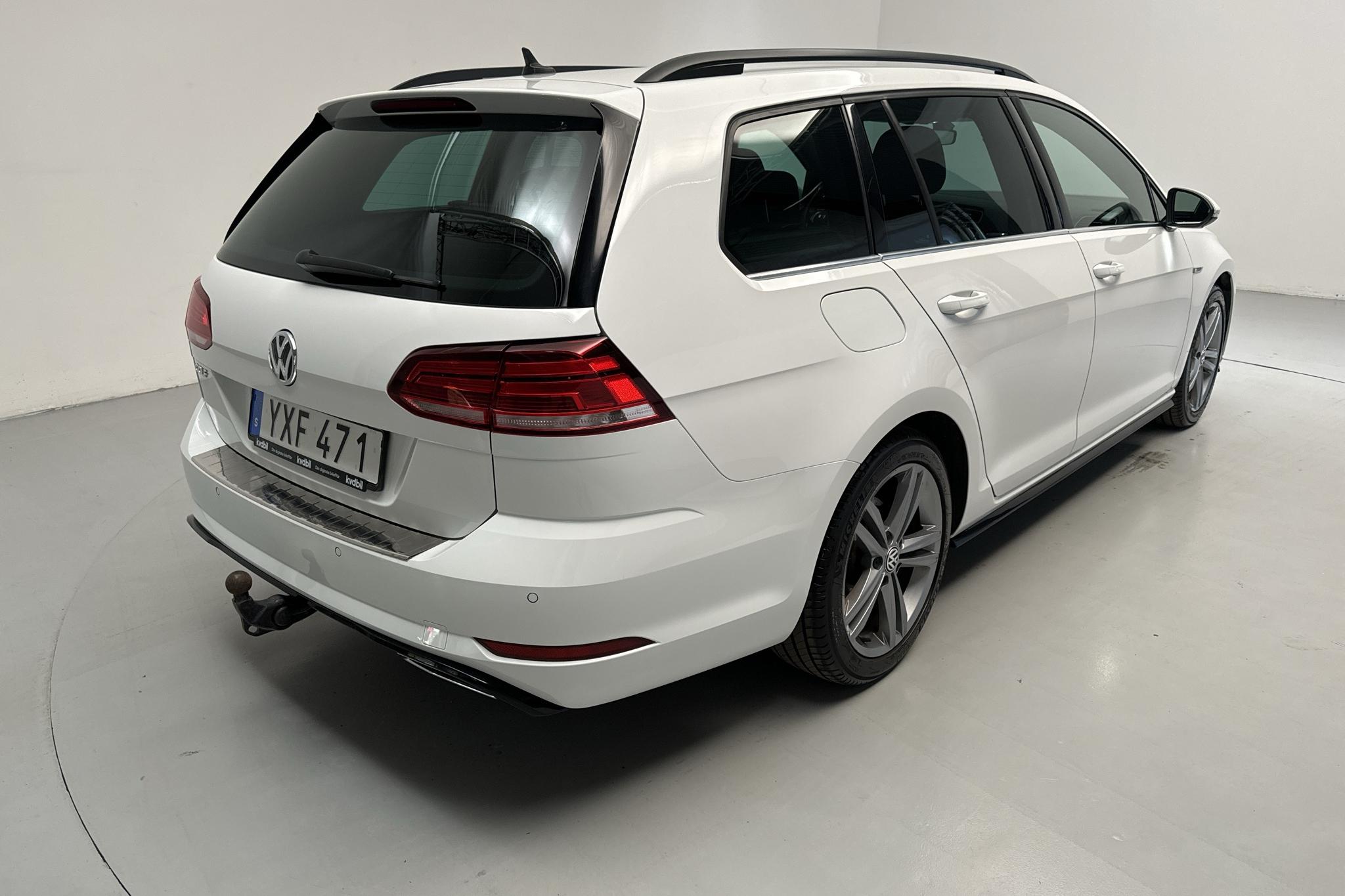 VW Golf VII 1.5 TSI Sportscombi (150hk) - 8 284 mil - Automat - vit - 2019