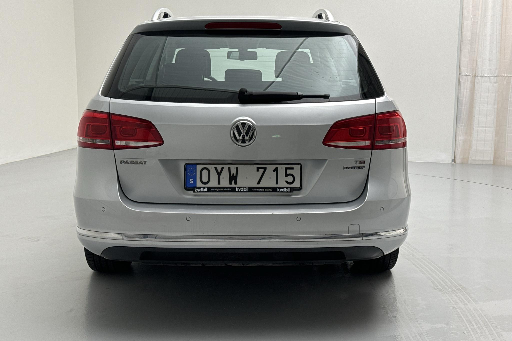 VW Passat 1.4 TSI EcoFuel Variant (150hk) - 18 630 mil - Automat - silver - 2012