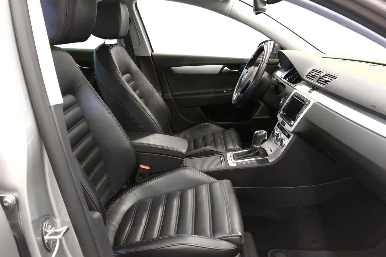 VW Passat Alltrack 2.0 TDI BlueMotion Technology 4Motion (177hk) - 104 710 km - Automatic - silver - 2015