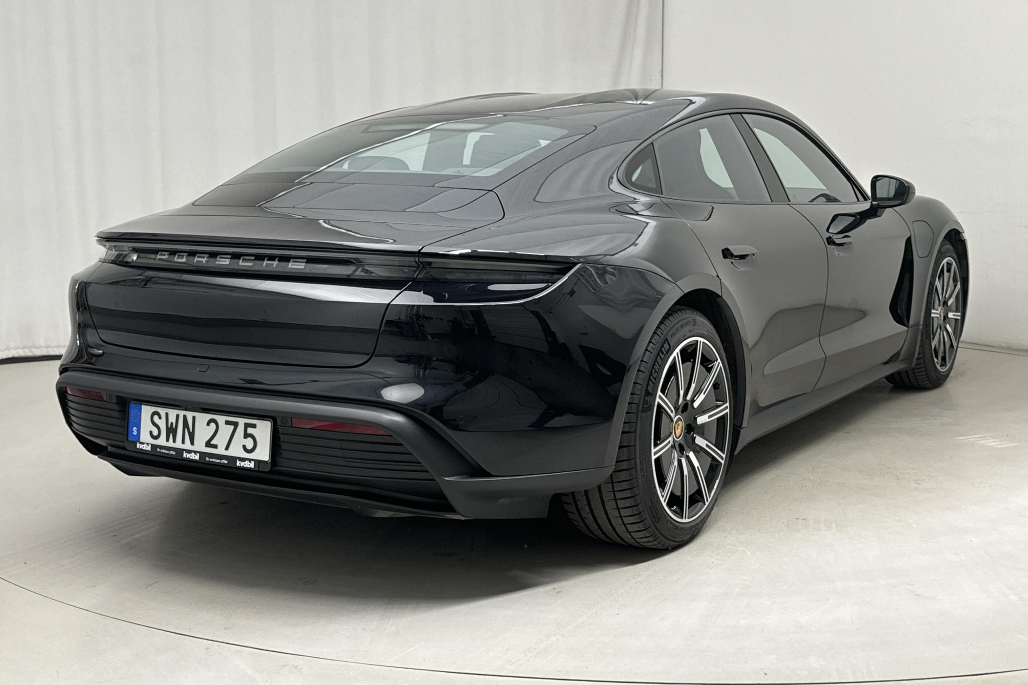Porsche Taycan (408hk) - 3 644 mil - Automat - svart - 2022