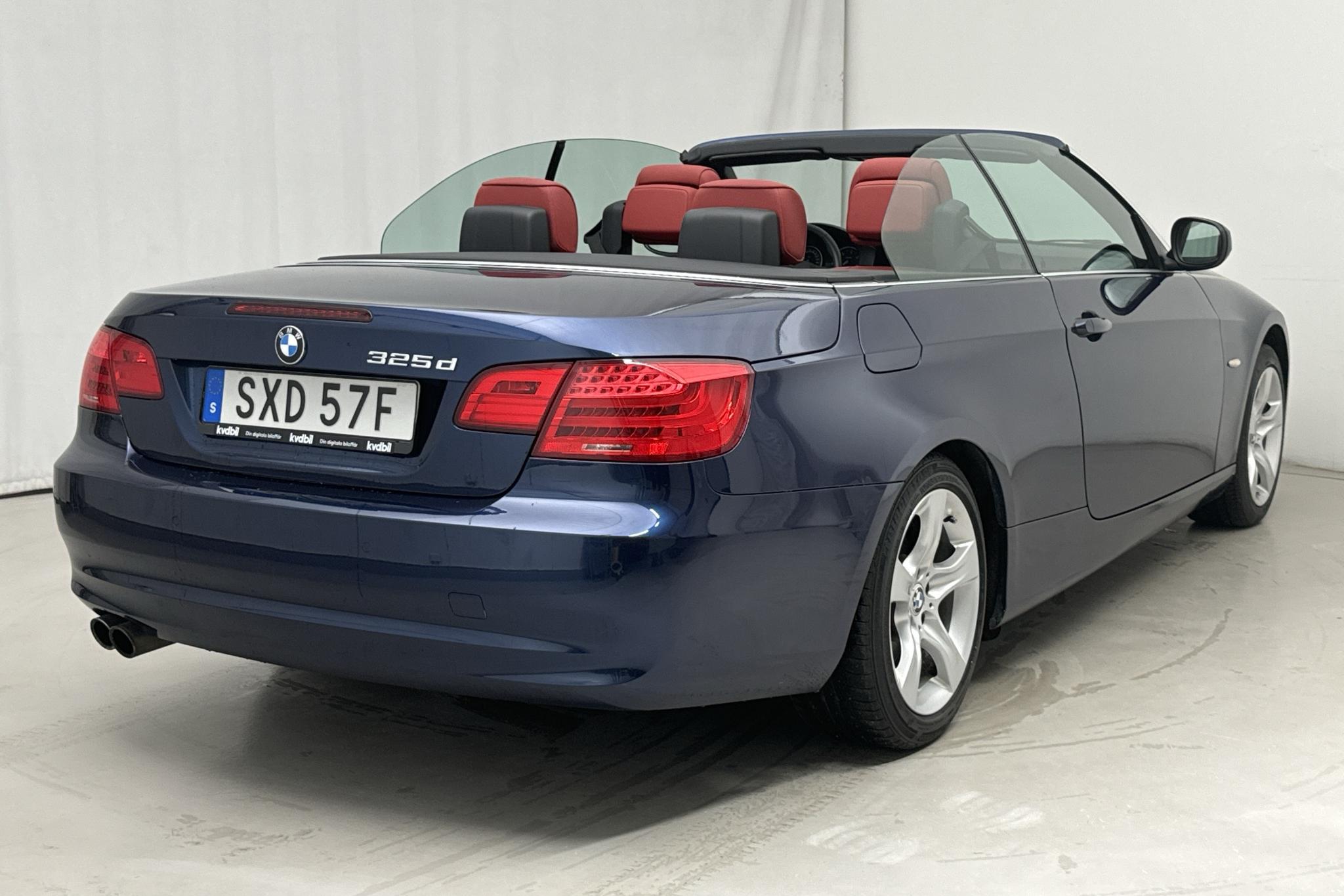 BMW 325d Cabriolet, E93 (204hk) - 92 550 km - Manualna - Dark Blue - 2011