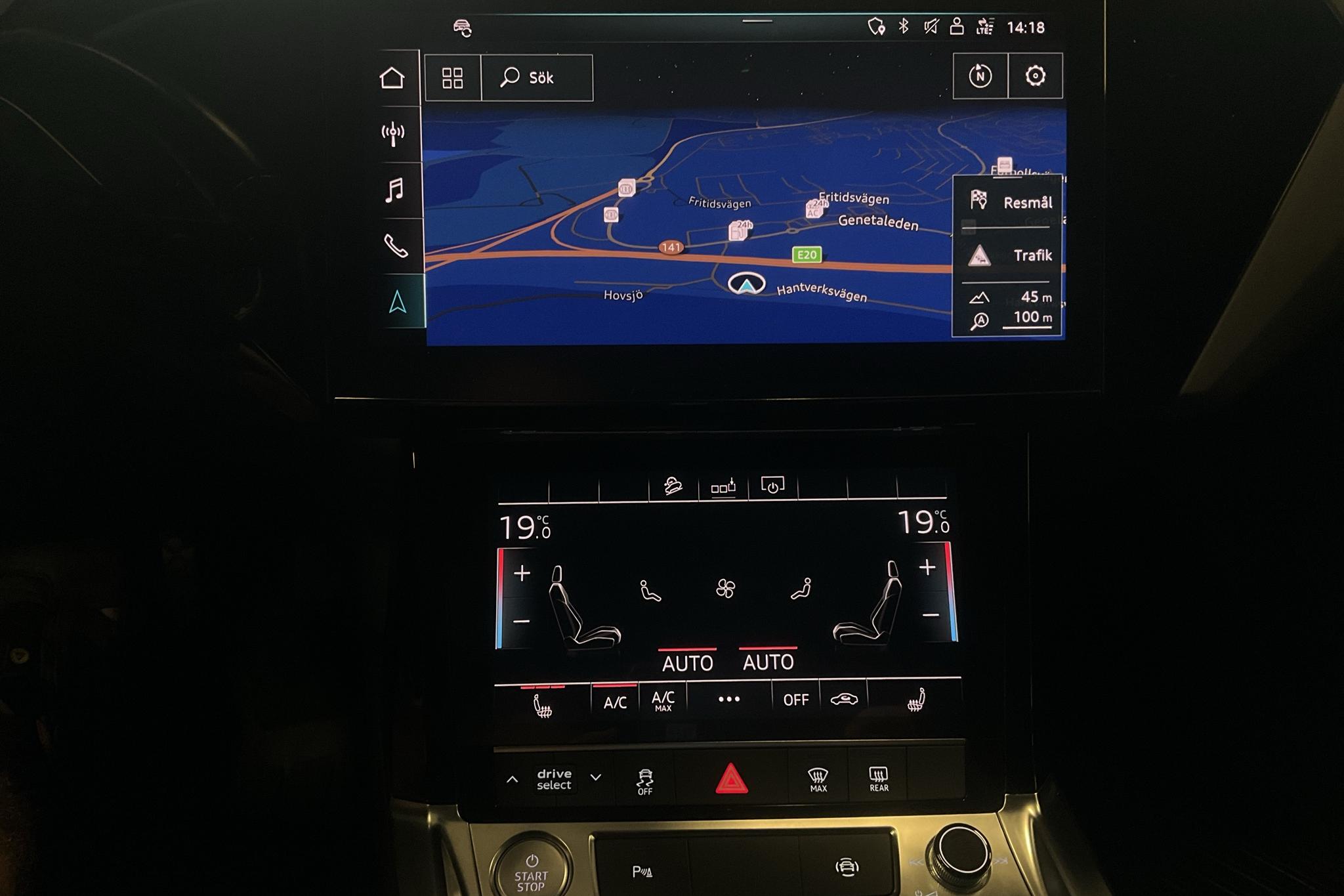 Audi e-tron 55 quattro 95 kWh (360hk) - 33 820 km - Automaatne - sinine - 2019