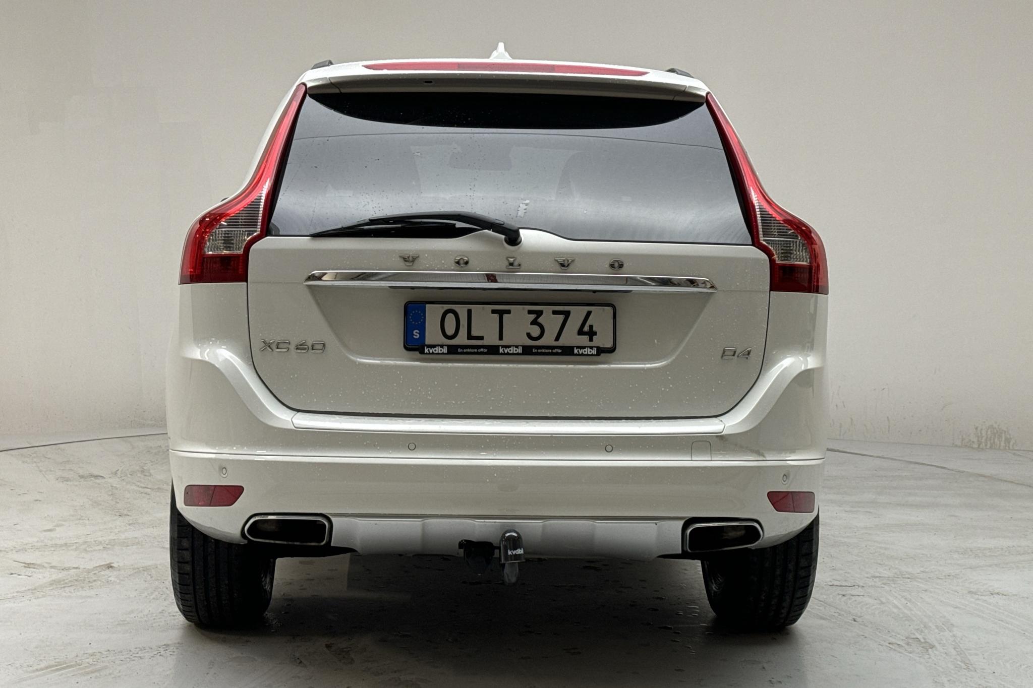 Volvo XC60 D4 2WD (181hk) - 147 530 km - Manualna - biały - 2015
