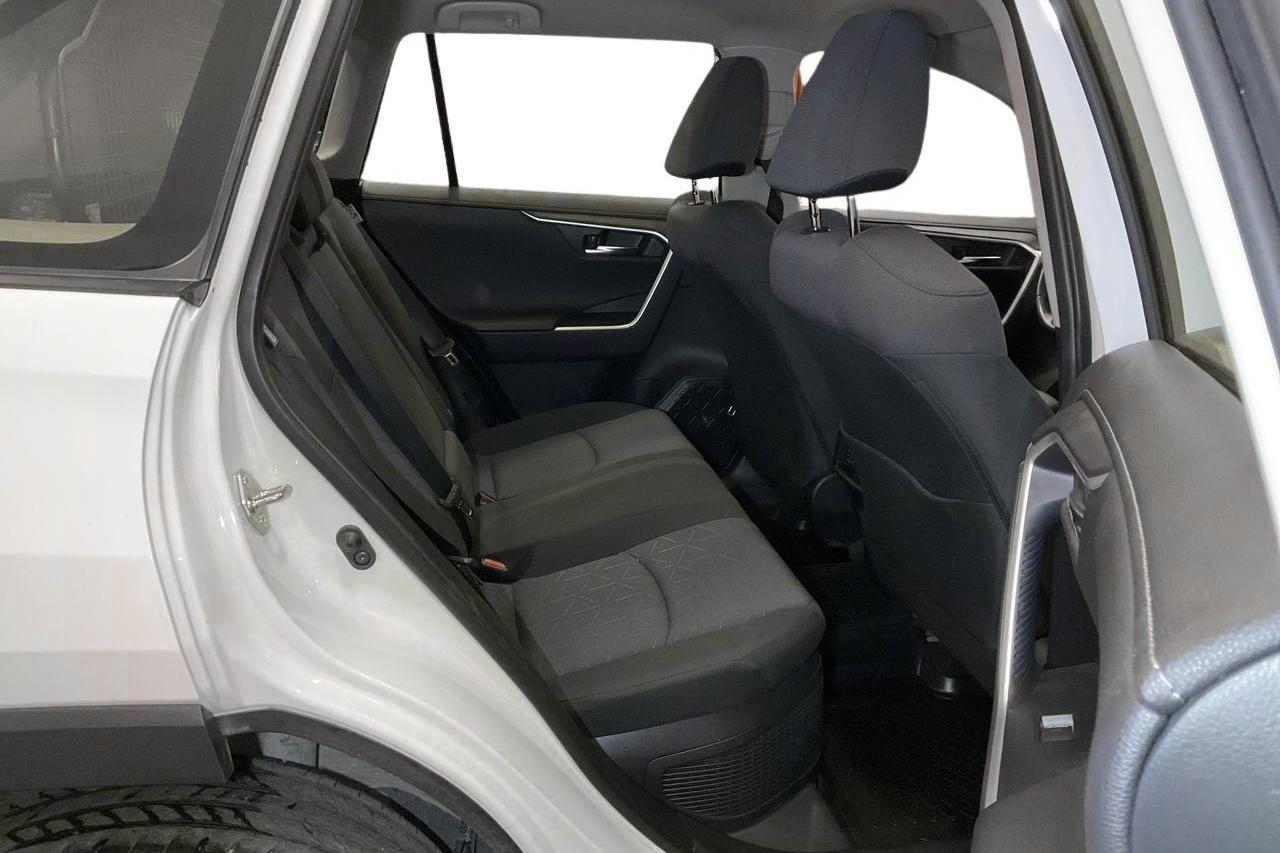 Toyota RAV4 2.5 HSD AWD (222hk) - 86 960 km - Automatyczna - biały - 2022