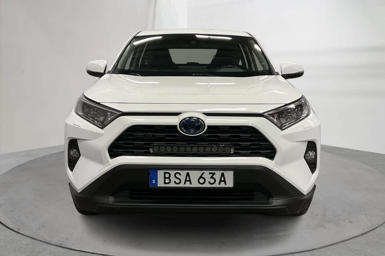 Toyota RAV4 2.5 HSD AWD (222hk) - 160 340 km - Automaattinen - valkoinen - 2019