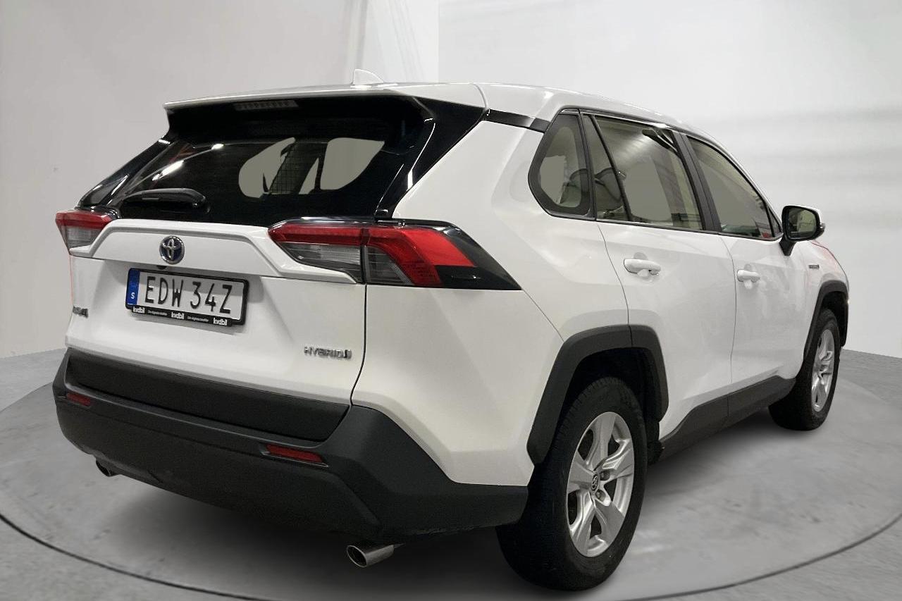 Toyota RAV4 2.5 HSD AWD (222hk) - 161 750 km - Automatyczna - biały - 2019