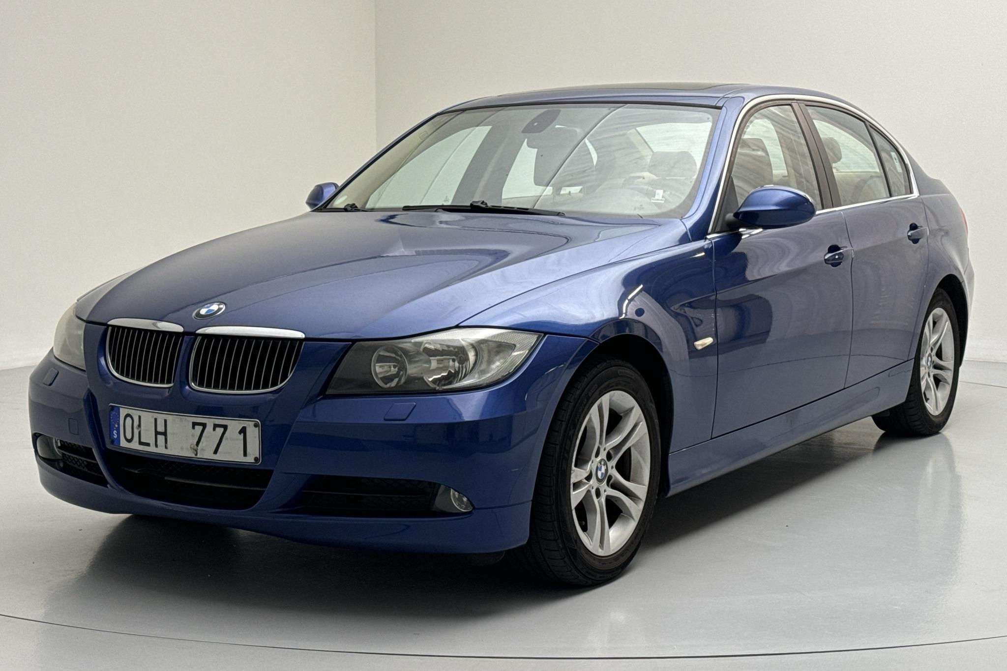BMW 325i Sedan, E90 (218hk) - 110 820 km - Automatyczna - niebieski - 2008