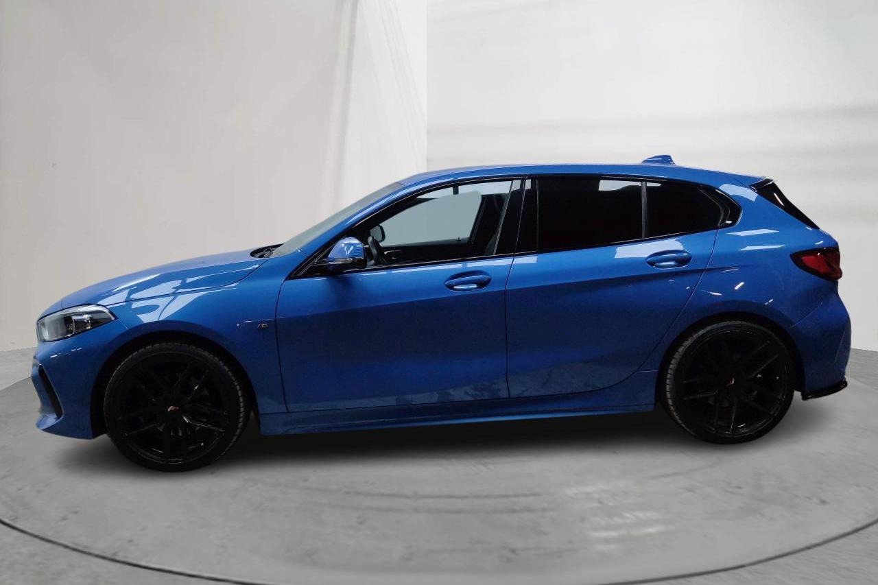 BMW 118i 5dr, F40 (140hk) - 49 310 km - Käsitsi - sinine - 2020