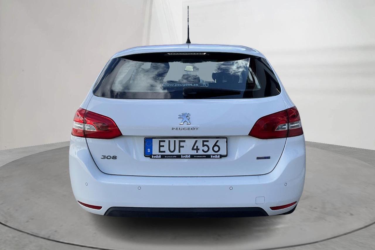 Peugeot 308 SW BlueHDi (100hk) - 7 620 mil - Manuell - vit - 2015