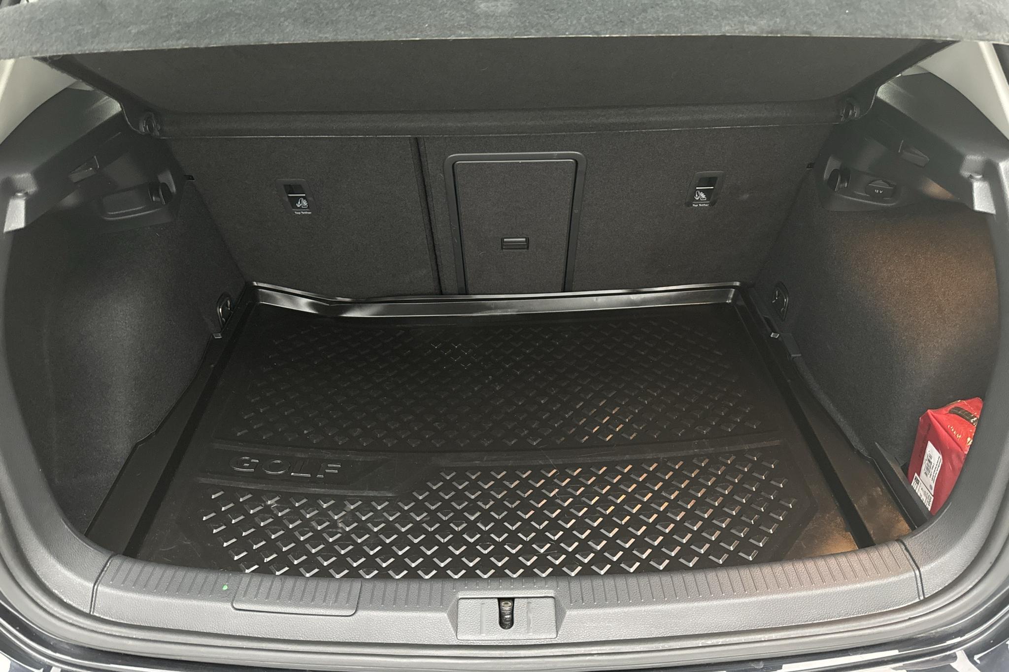 VW Golf VII 1.0 TSI 5dr (115hk) - 175 690 km - Automaattinen - musta - 2019