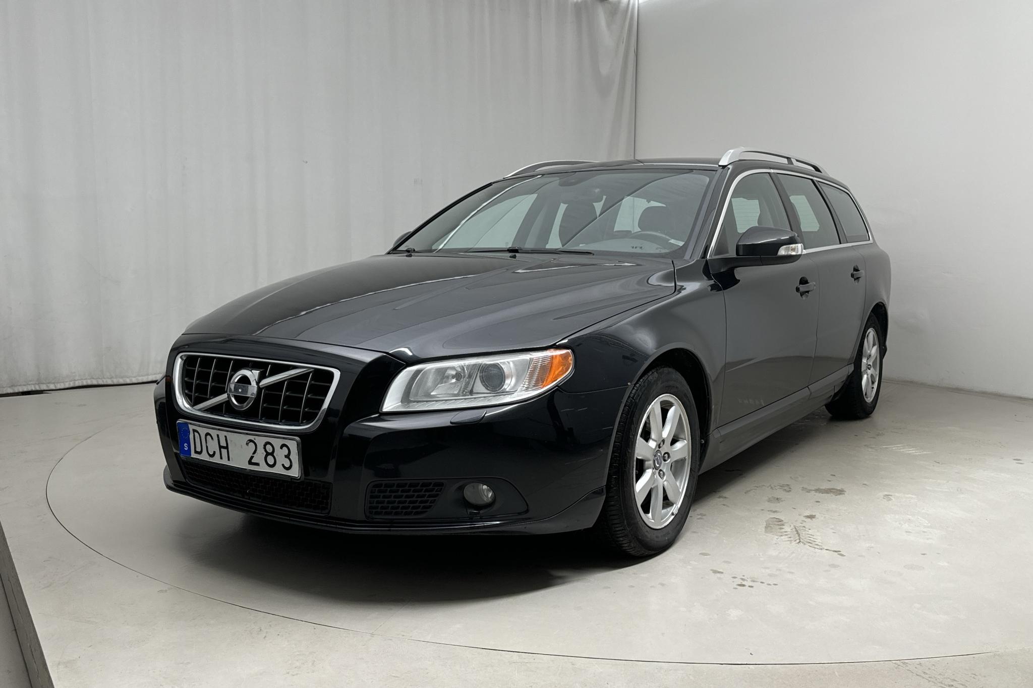 Volvo V70 II D5 (205hk) - 25 762 mil - Manuell - svart - 2011