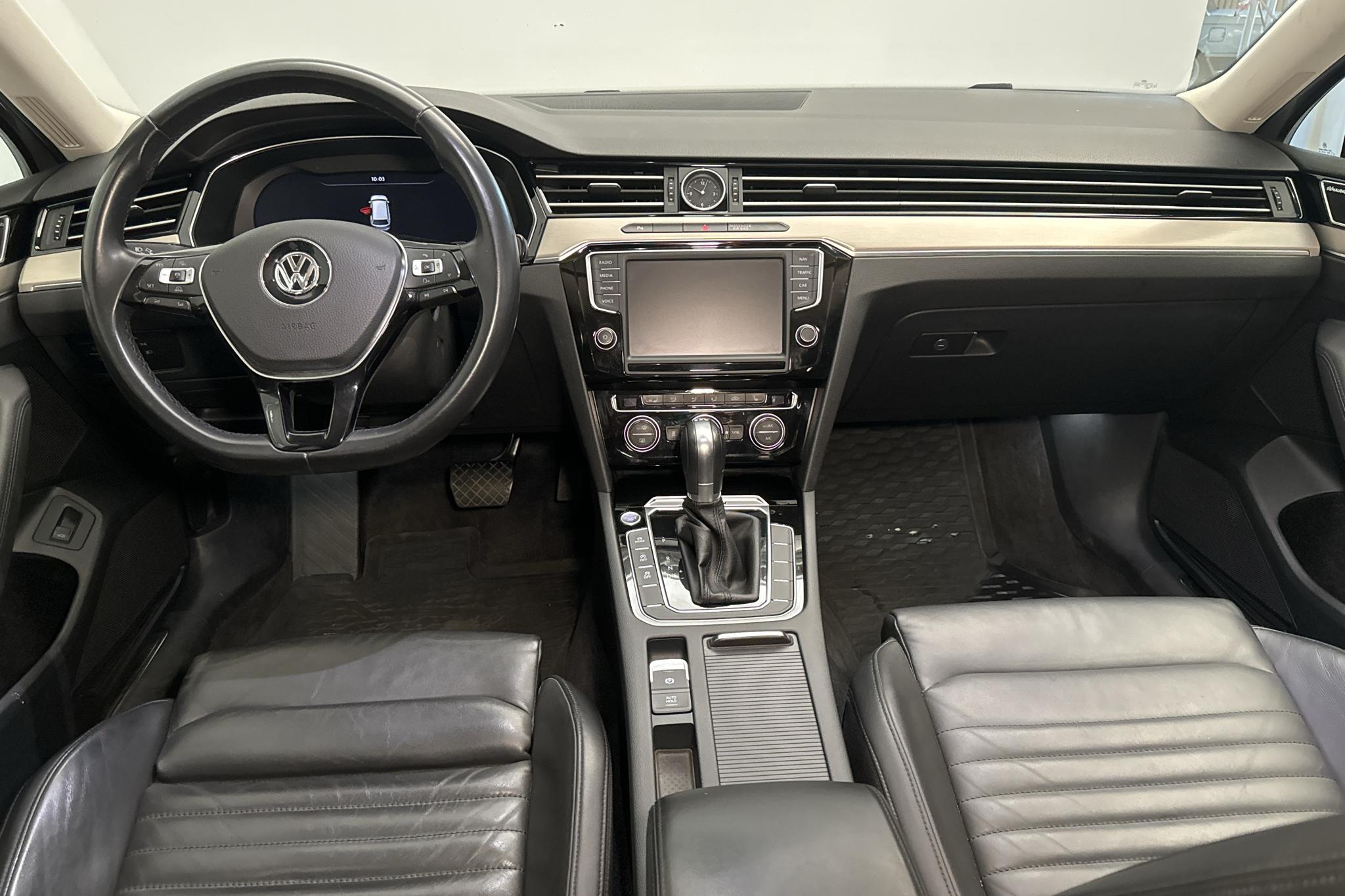 VW Passat 2.0 TDI Sportscombi 4MOTION (190hk) - 131 170 km - Automaattinen - hopea - 2015
