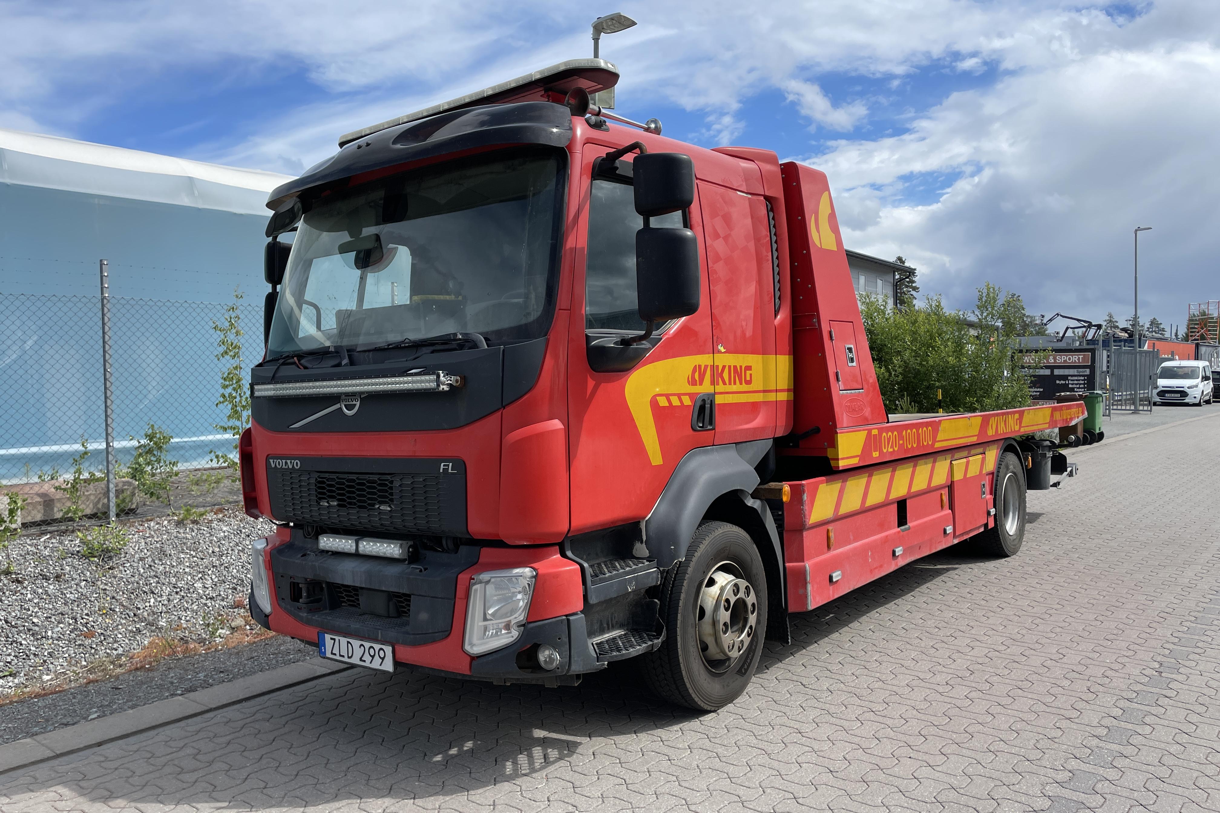 Volvo FL240 - 275 969 km - Automatic - red - 2016