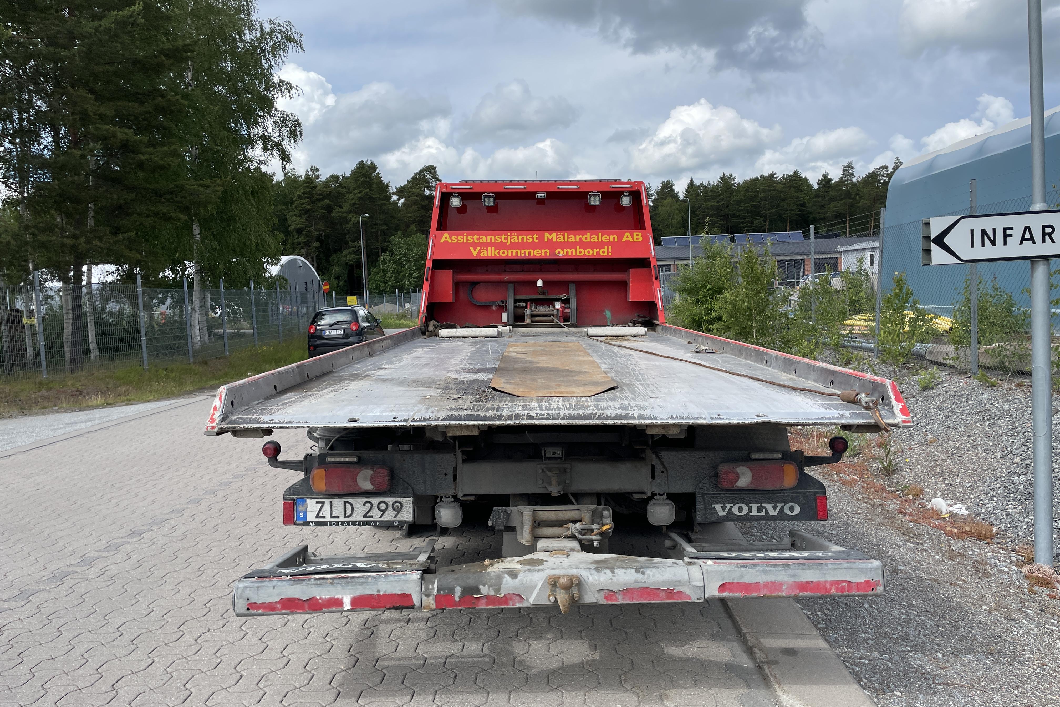 Volvo FL240 - 275 969 km - Automatic - red - 2016