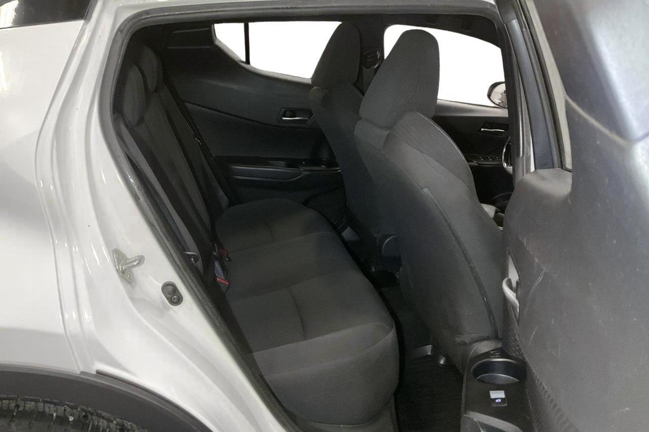 Toyota C-HR 1.2T AWD (116hk) - 139 720 km - Automaattinen - valkoinen - 2019