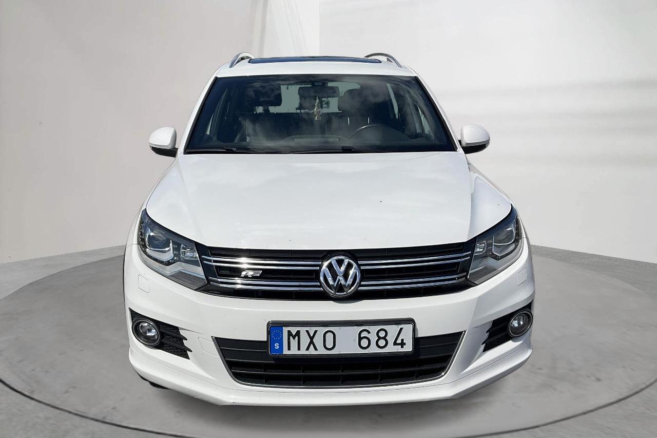 VW Tiguan 2.0 TDI 4MOTION BlueMotion Technology (140hk) - 173 350 km - Automaatne - valge - 2013