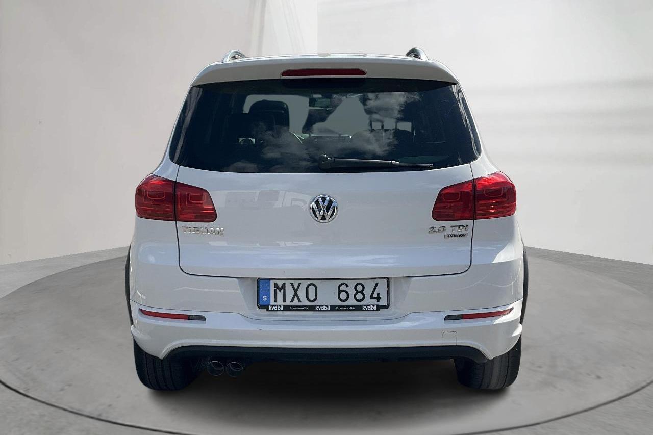 VW Tiguan 2.0 TDI 4MOTION BlueMotion Technology (140hk) - 17 335 mil - Automat - vit - 2013