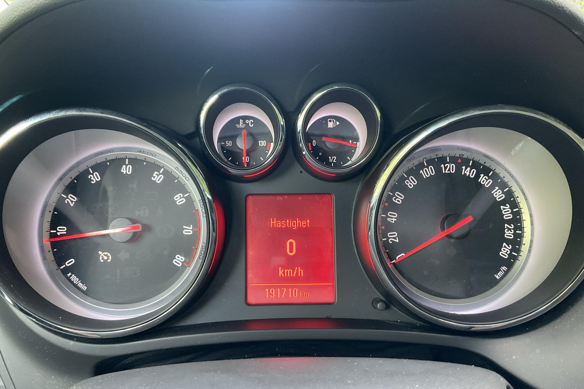Opel Zafira 1.6 CNG ecoFLEX (150hk) - 19 170 mil - Manuell - vit - 2015