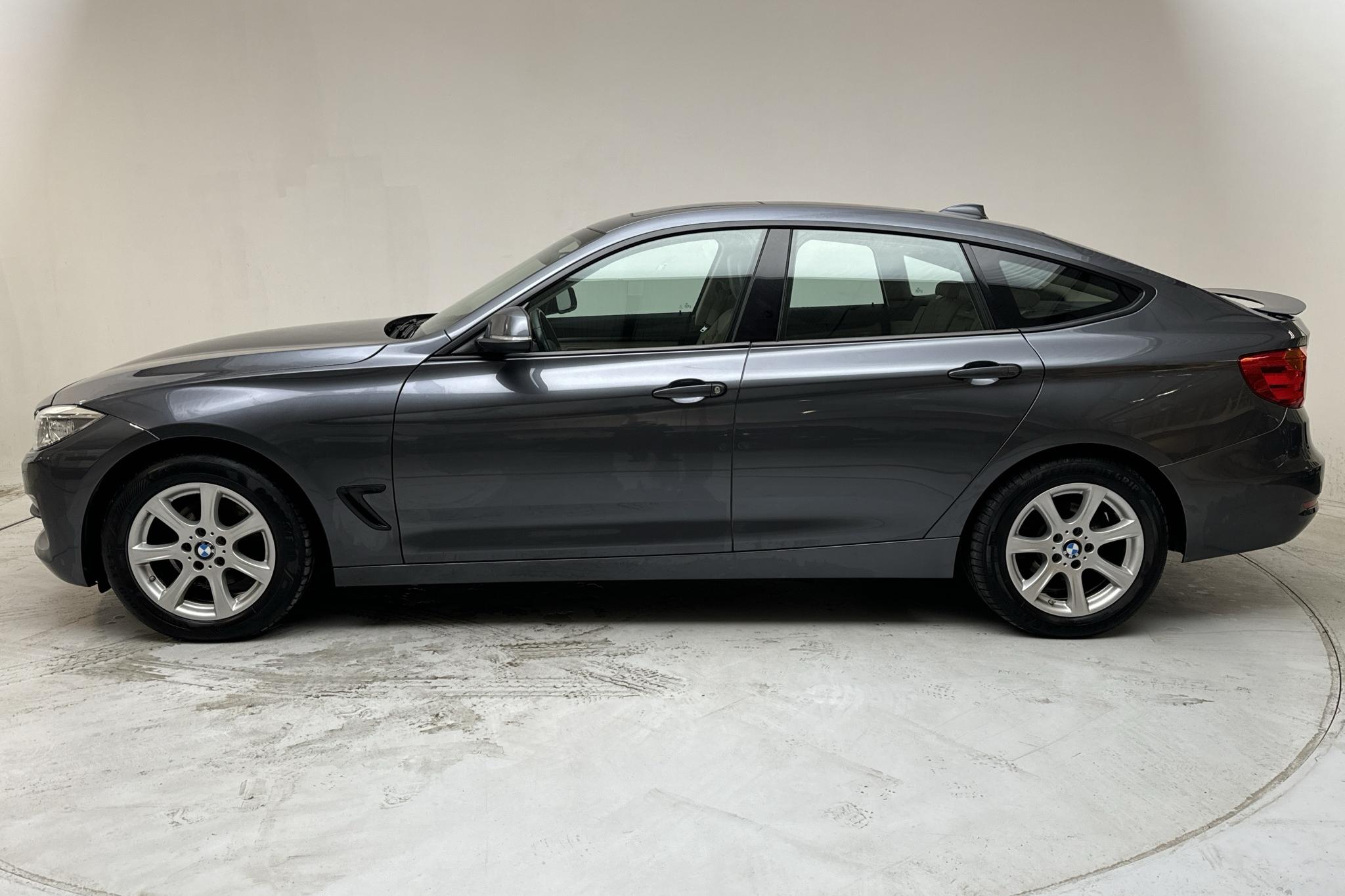 BMW 320d GT xDrive, F34 (184hk) - 197 560 km - Käsitsi - hall - 2015