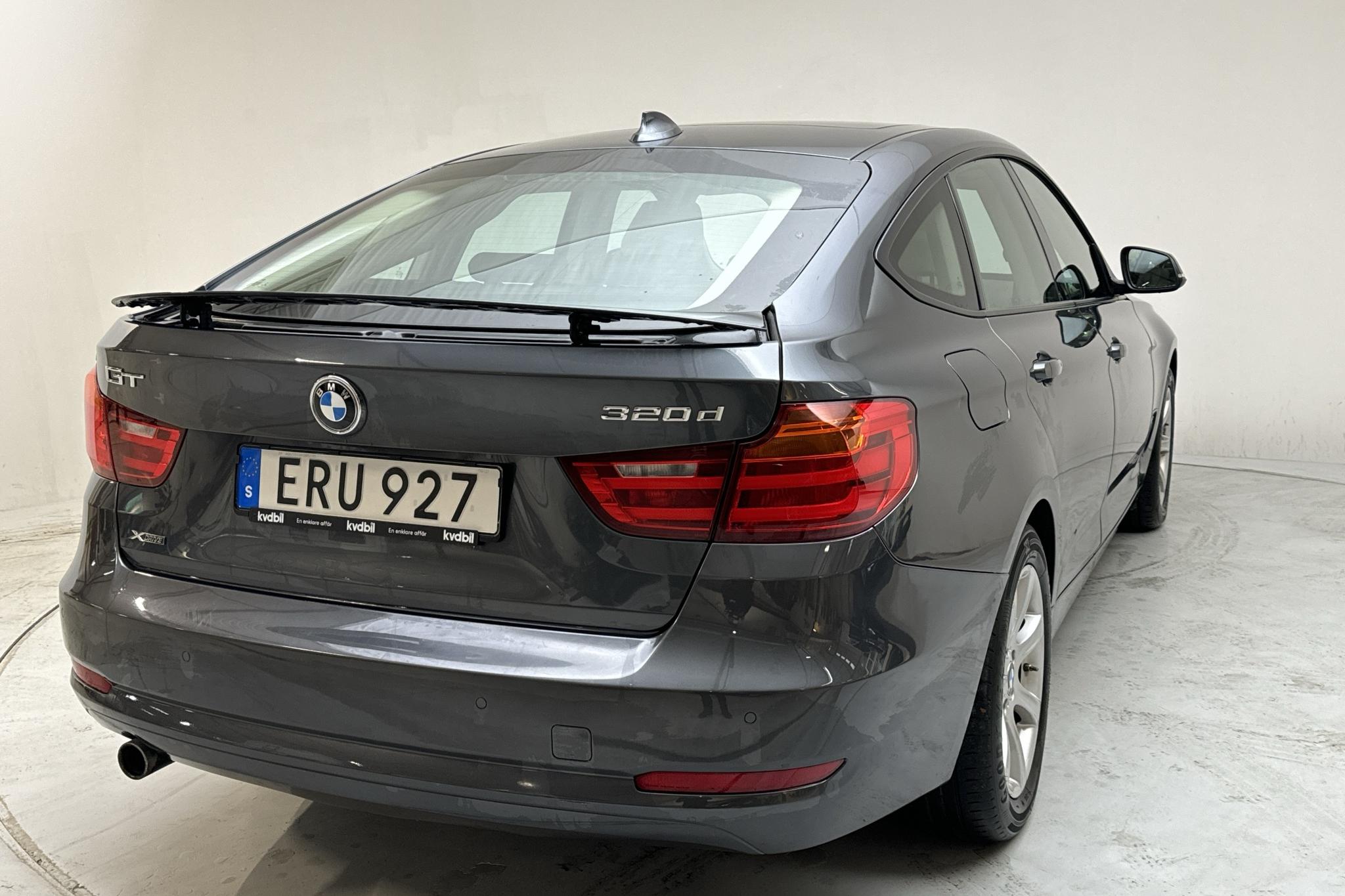 BMW 320d GT xDrive, F34 (184hk) - 197 560 km - Manualna - szary - 2015