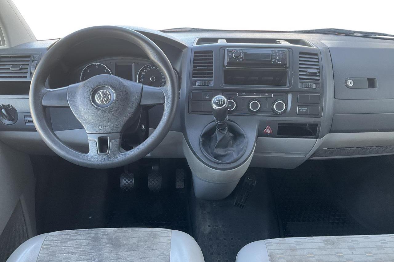 VW Transporter T5 2.0 TDI Pickup 4MOTION (140hk) - 218 260 km - Manualna - Pomarańczowy - 2012