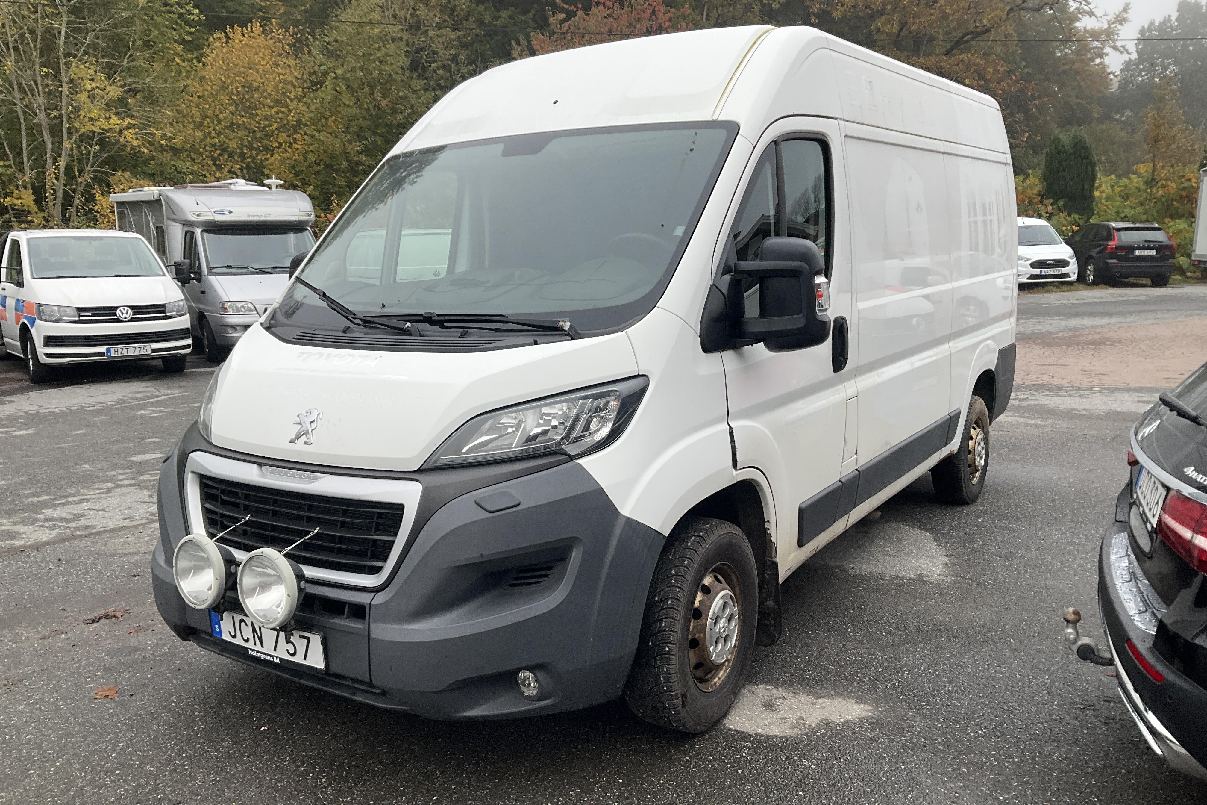 Peugeot Boxer 335 2.0 BlueHDi Skåp (130hk) - 215 710 km - Käsitsi - valge - 2017