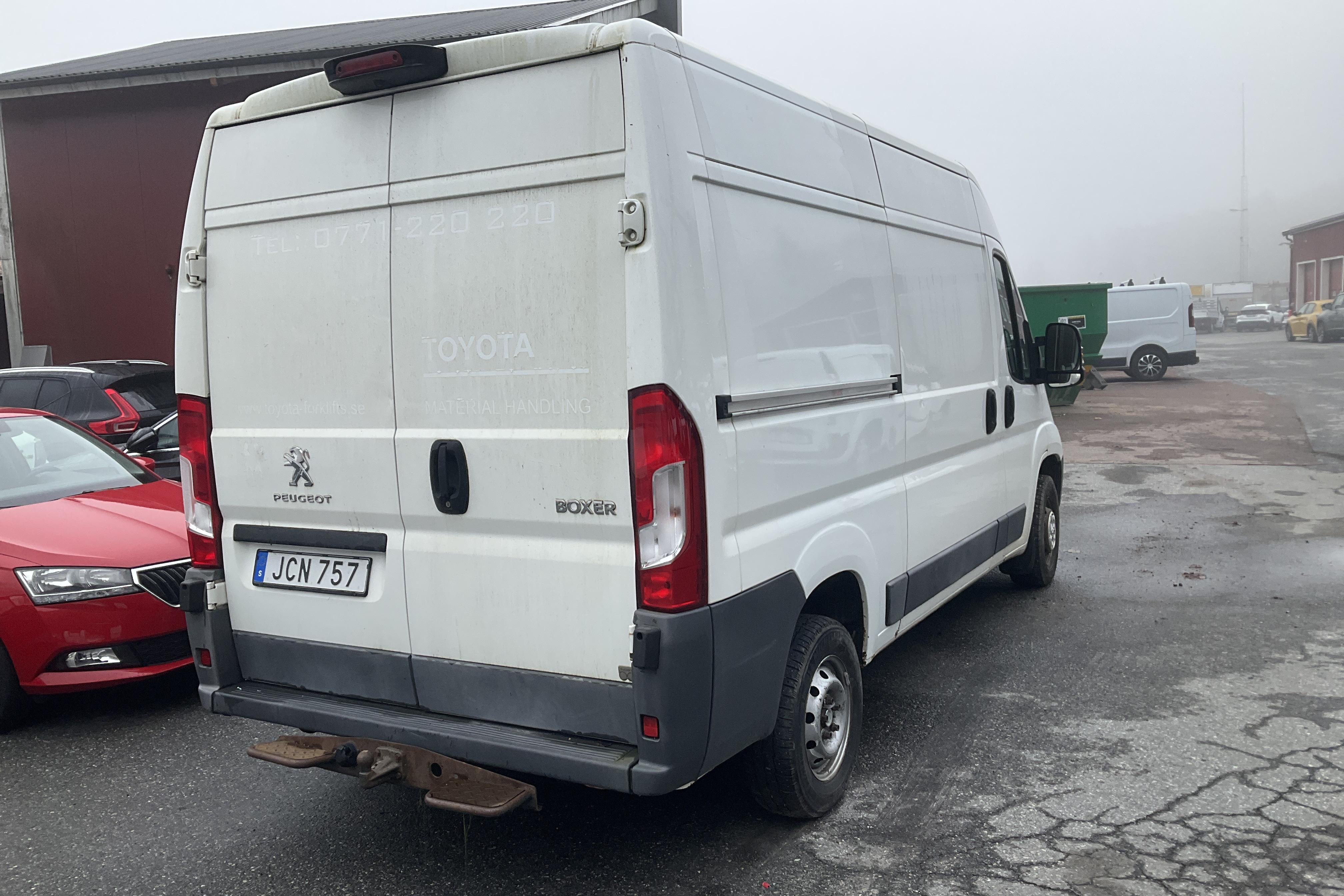 Peugeot Boxer 335 2.0 BlueHDi Skåp (130hk) - 21 571 mil - Manuell - vit - 2017