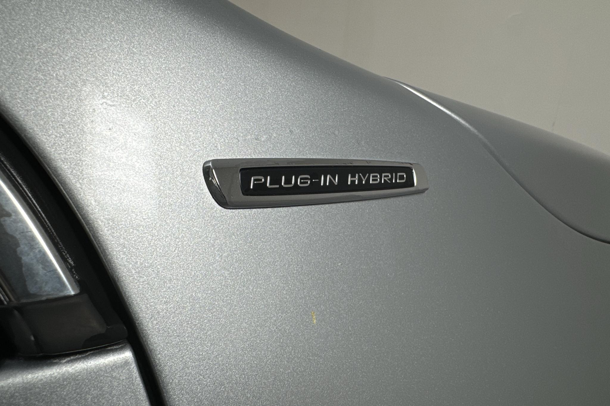 Volvo V60 D6 AWD Plug-in Hybrid (283hk) - 13 712 mil - Automat - silver - 2013