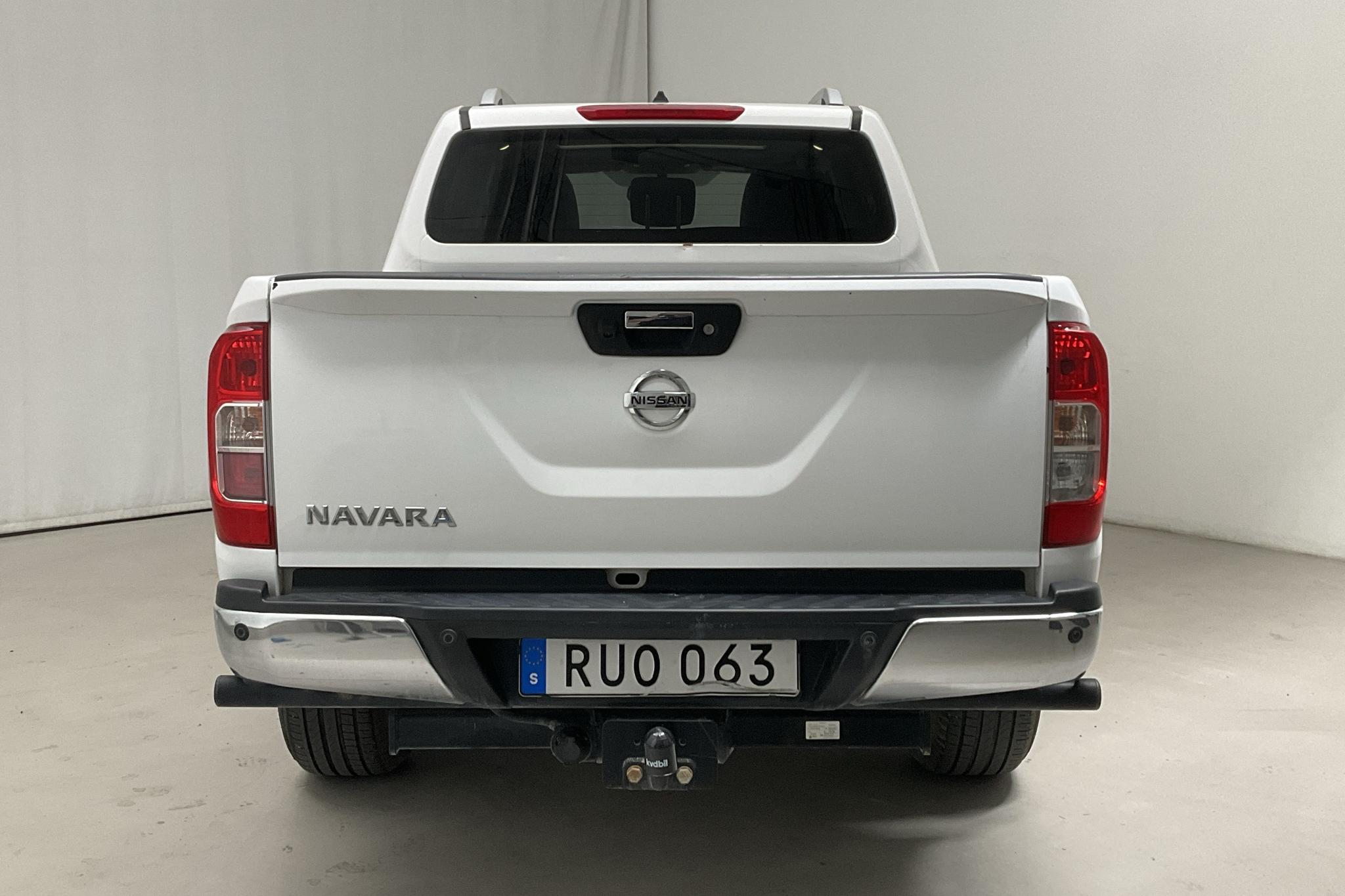 Nissan Navara 2.3 dCi 4x4 (190hk) - 216 380 km - Automatic - white - 2019