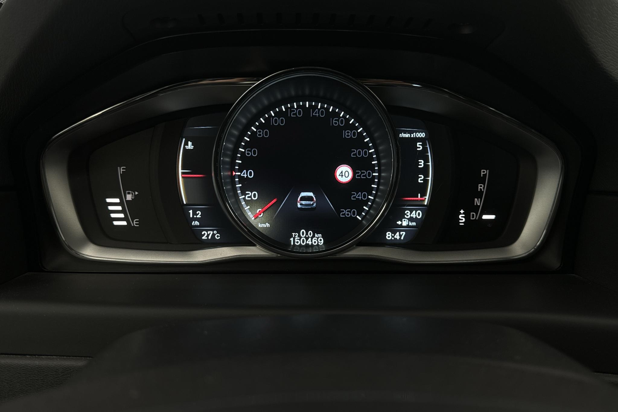 Volvo XC70 II D4 AWD (181hk) - 150 470 km - Automaatne - hõbe - 2015