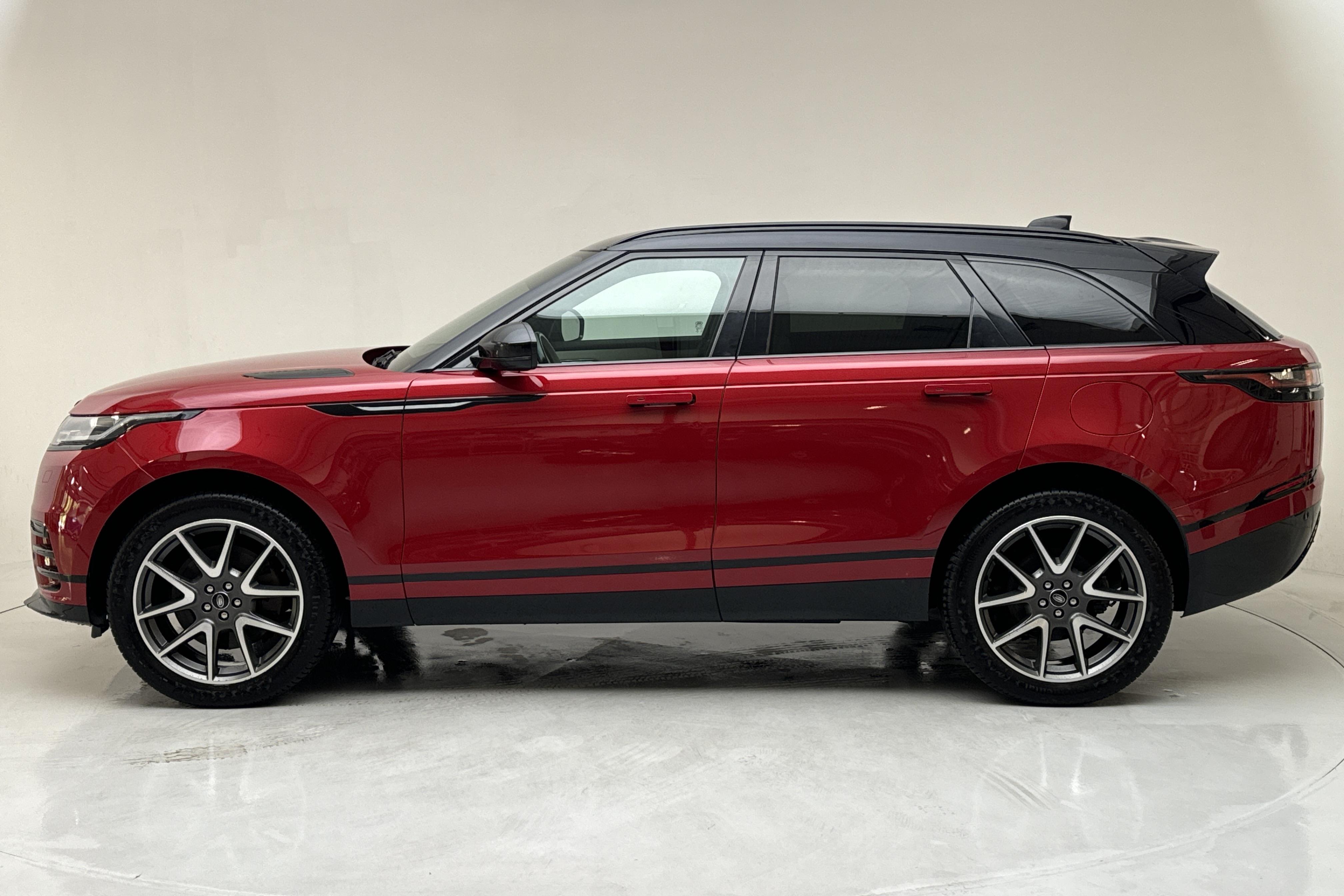 Land Rover Range Rover Velar 3.0 P400 (400hk) - 107 810 km - Automatyczna - czerwony - 2022