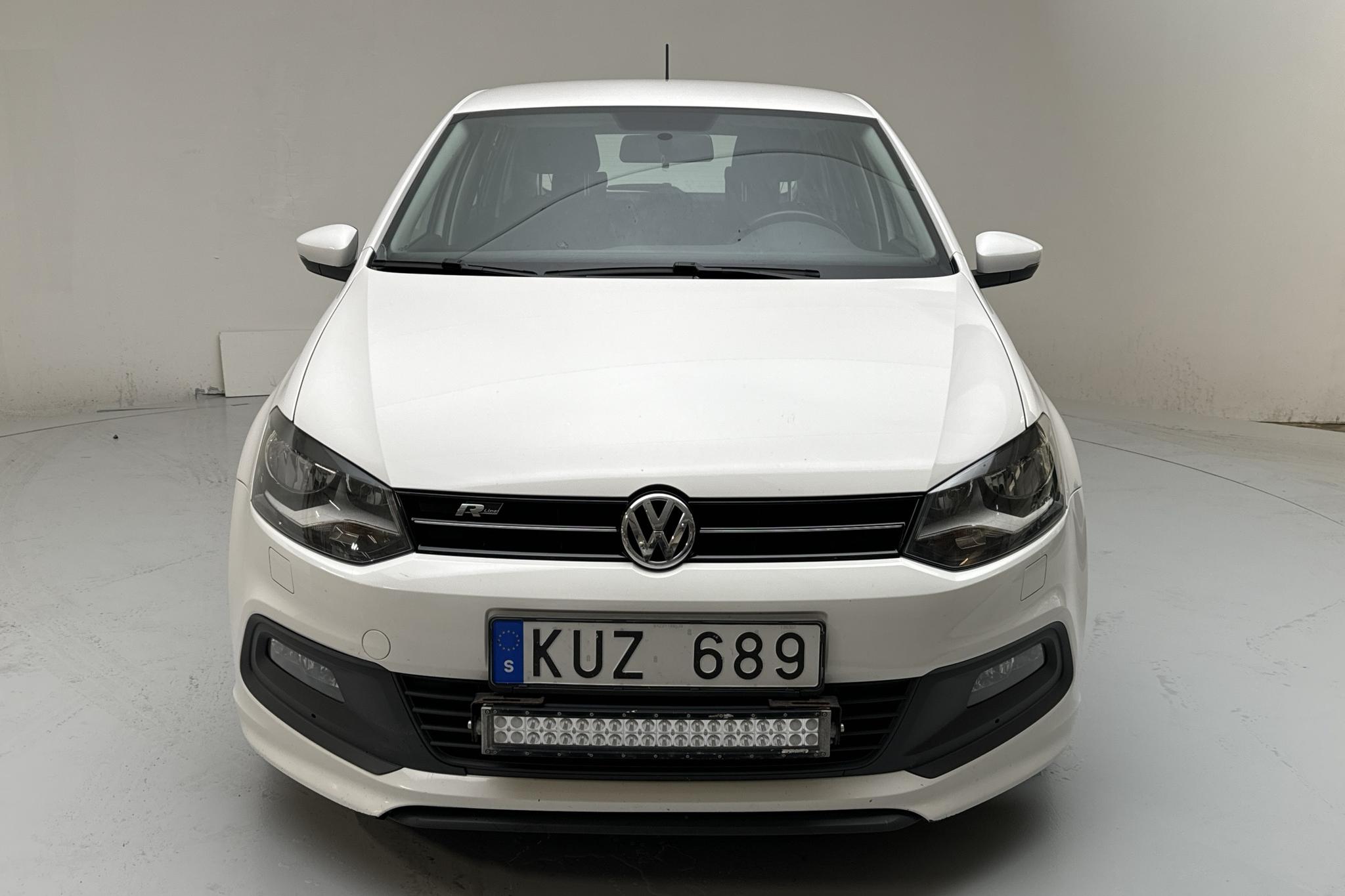 VW Polo 1.2 TSI 5dr (90hk) - 170 030 km - Manualna - biały - 2013