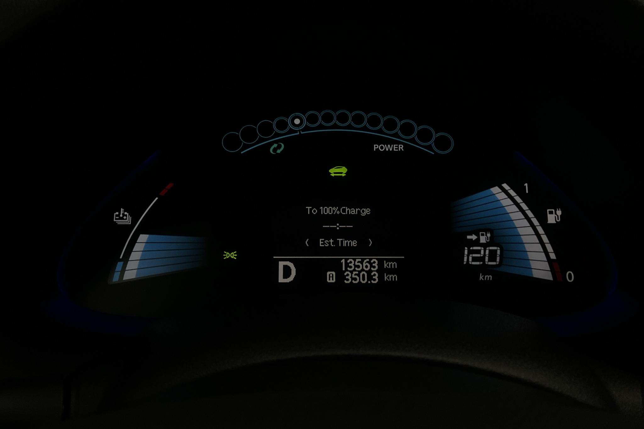 Nissan LEAF 5dr (109hk) - 13 560 km - Automaatne - punane - 2017