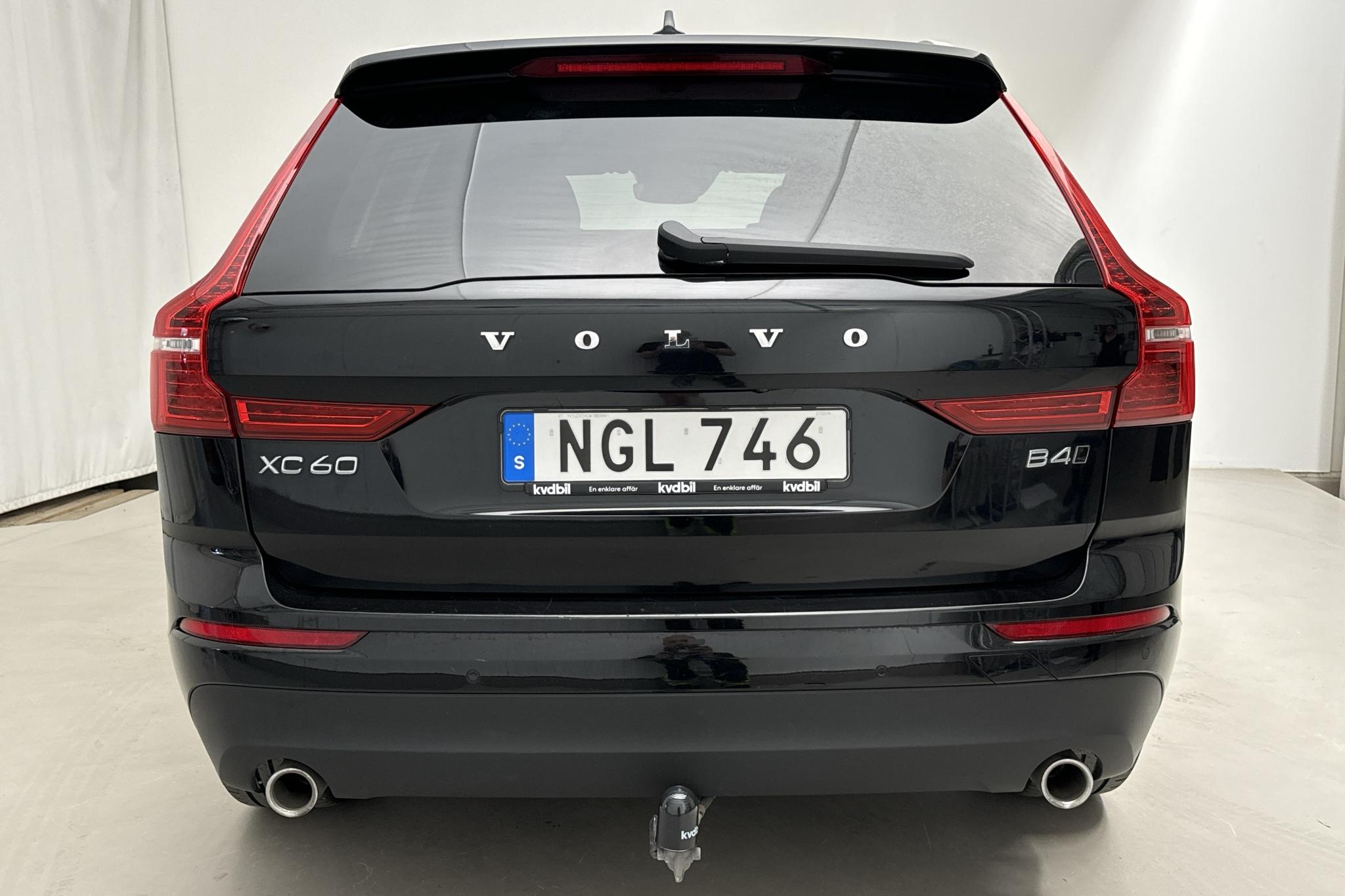 Volvo XC60 B4 AWD Mildhybrid, Diesel (197hk) - 74 240 km - Automaatne - must - 2021