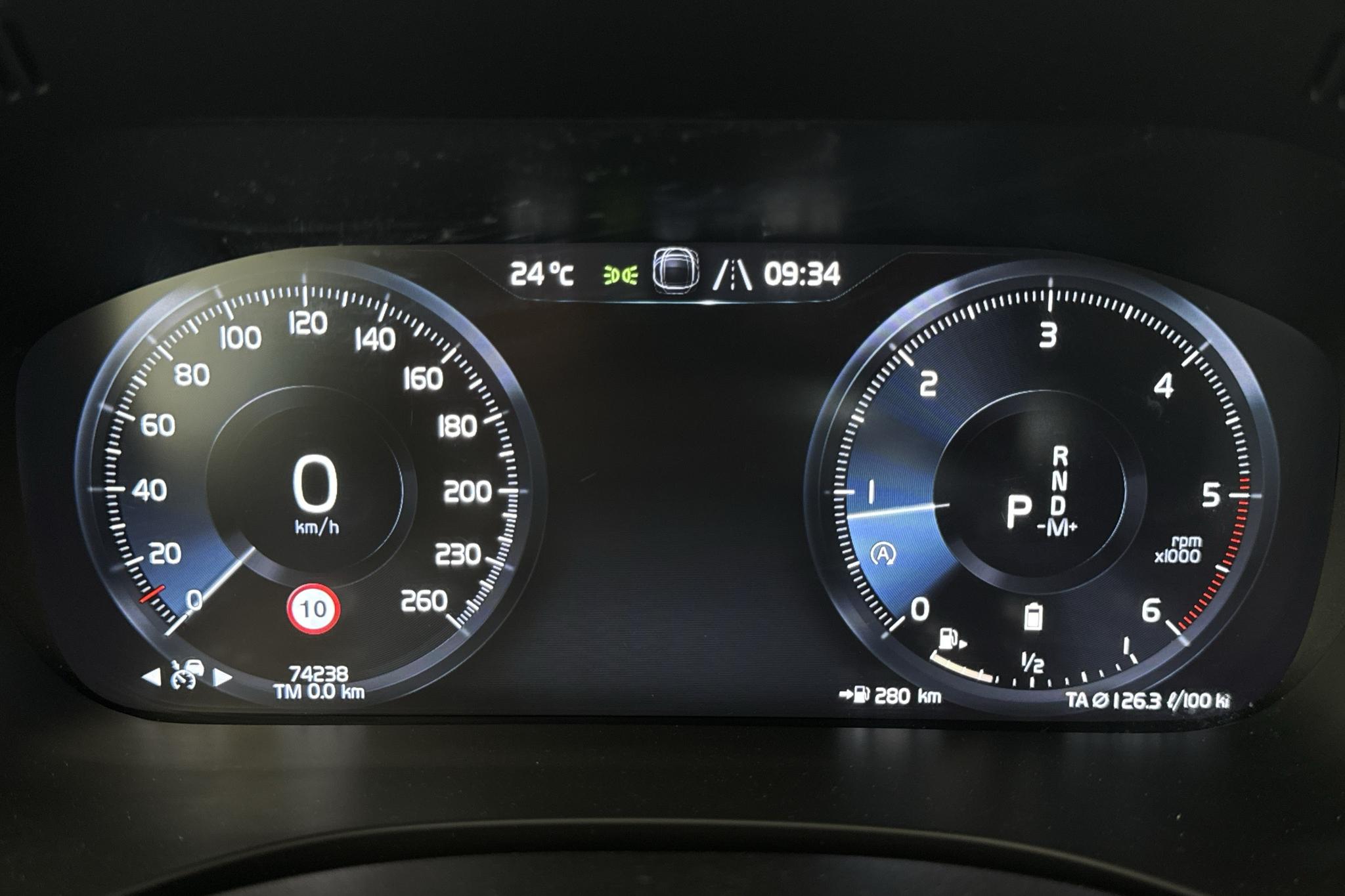 Volvo XC60 B4 AWD Mildhybrid, Diesel (197hk) - 74 240 km - Automaattinen - musta - 2021