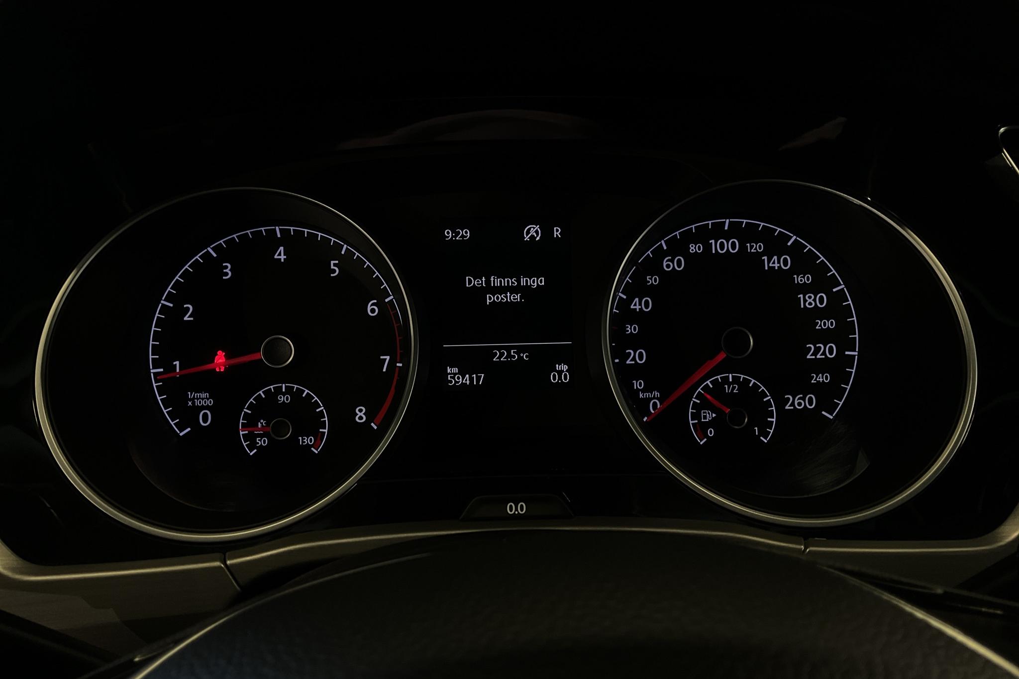 VW Touran 1.5 TSI (150hk) - 59 410 km - Automaattinen - valkoinen - 2020