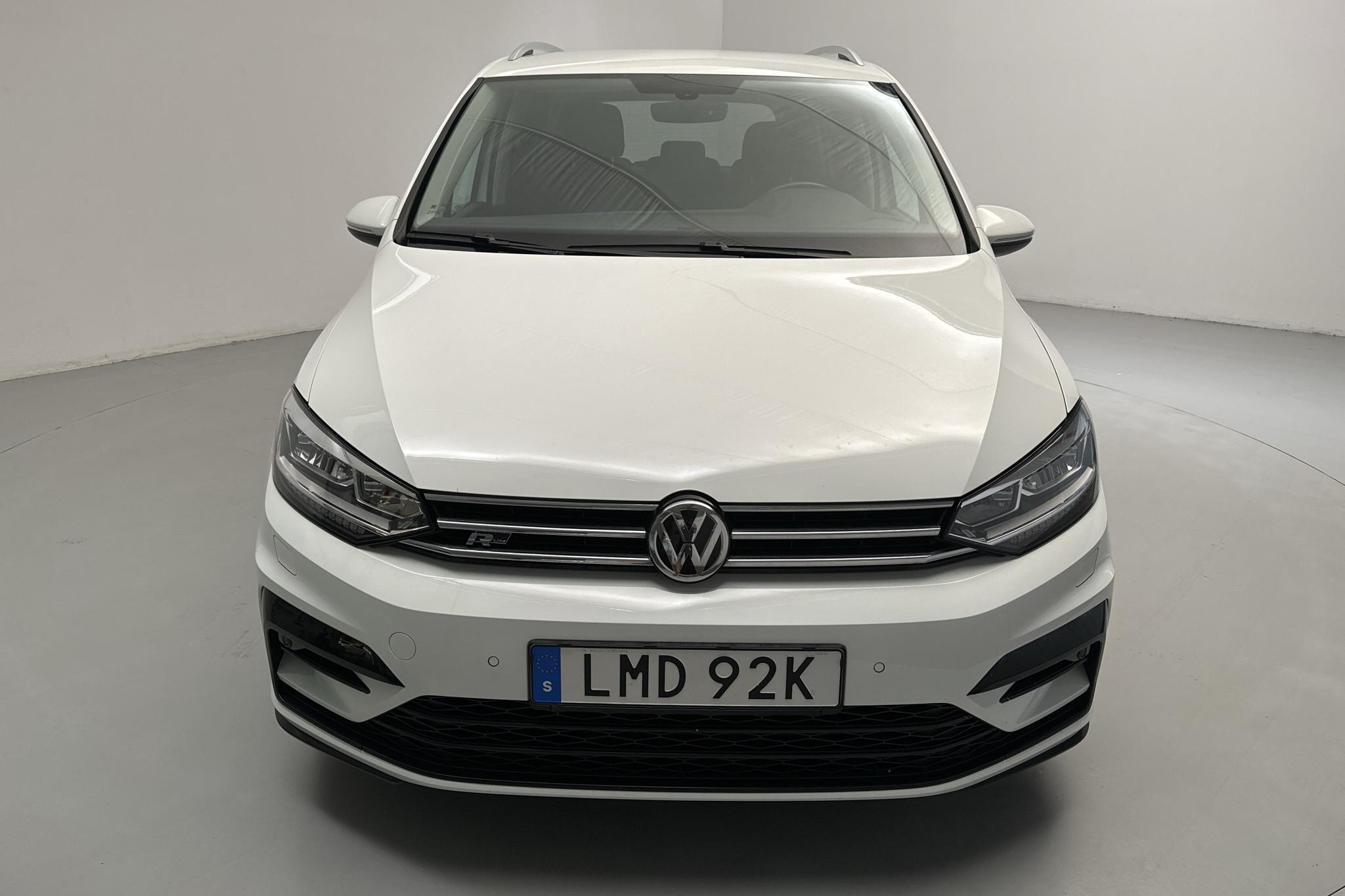 VW Touran 1.5 TSI (150hk) - 59 410 km - Automaatne - valge - 2020