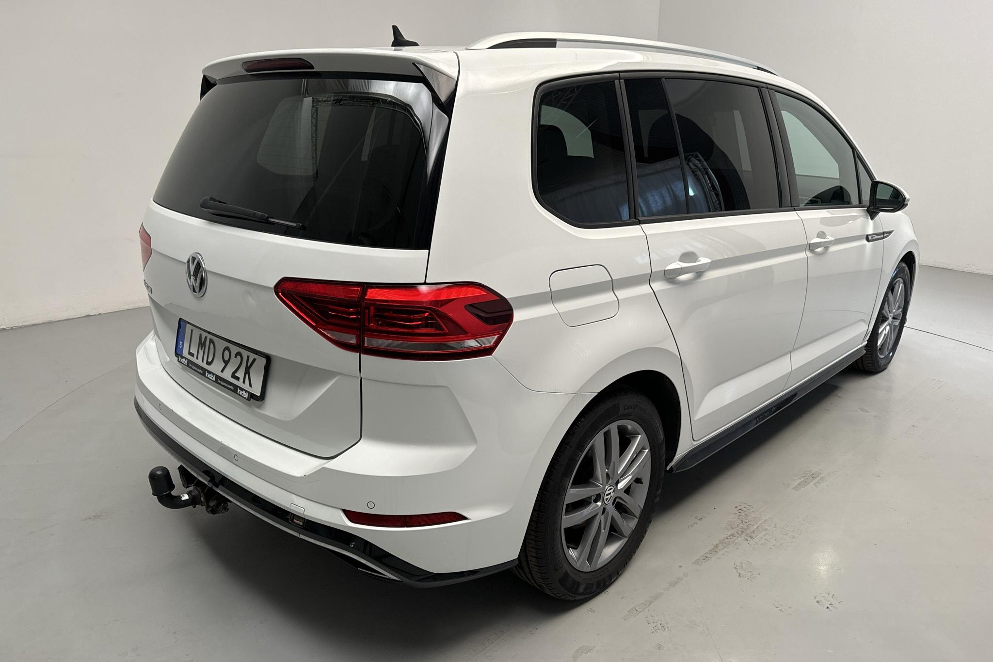 VW Touran 1.5 TSI (150hk) - 59 410 km - Automatyczna - biały - 2020