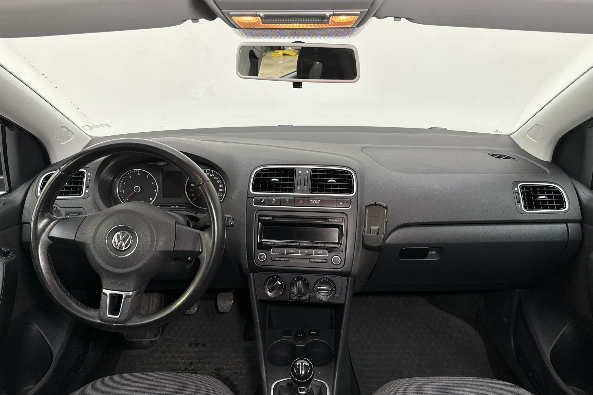 VW Polo 1.4 5dr (85hk) - 123 540 km - Manualna - Dark Grey - 2014