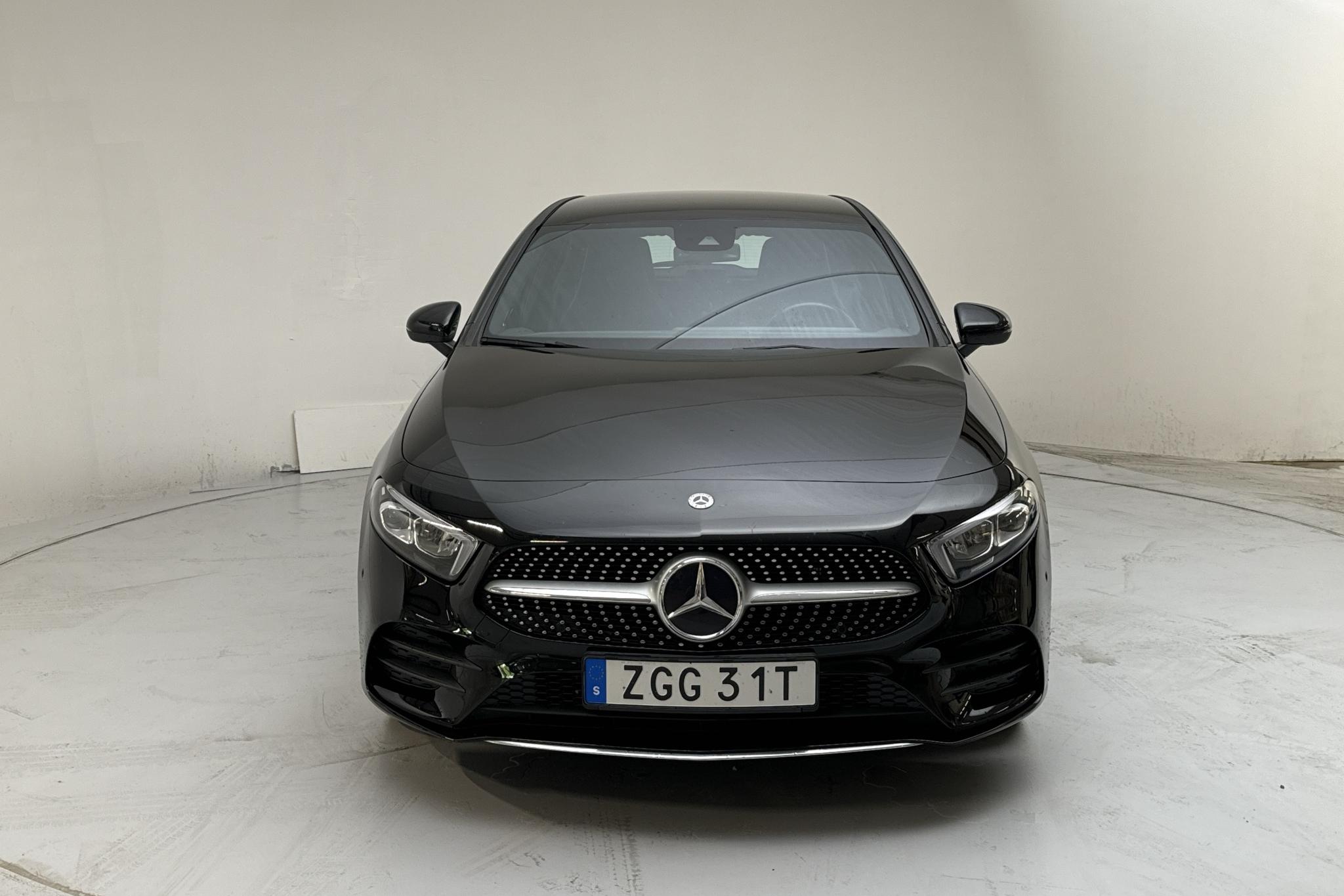 Mercedes A 250 e 5dr W177 (218hk) - 61 560 km - Automatic - black - 2020