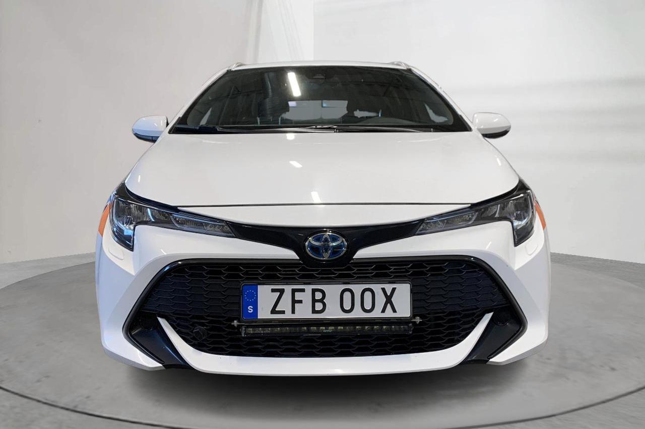 Toyota Corolla 1.8 Hybrid Touring Sports (122hk) - 7 993 mil - Automat - vit - 2021