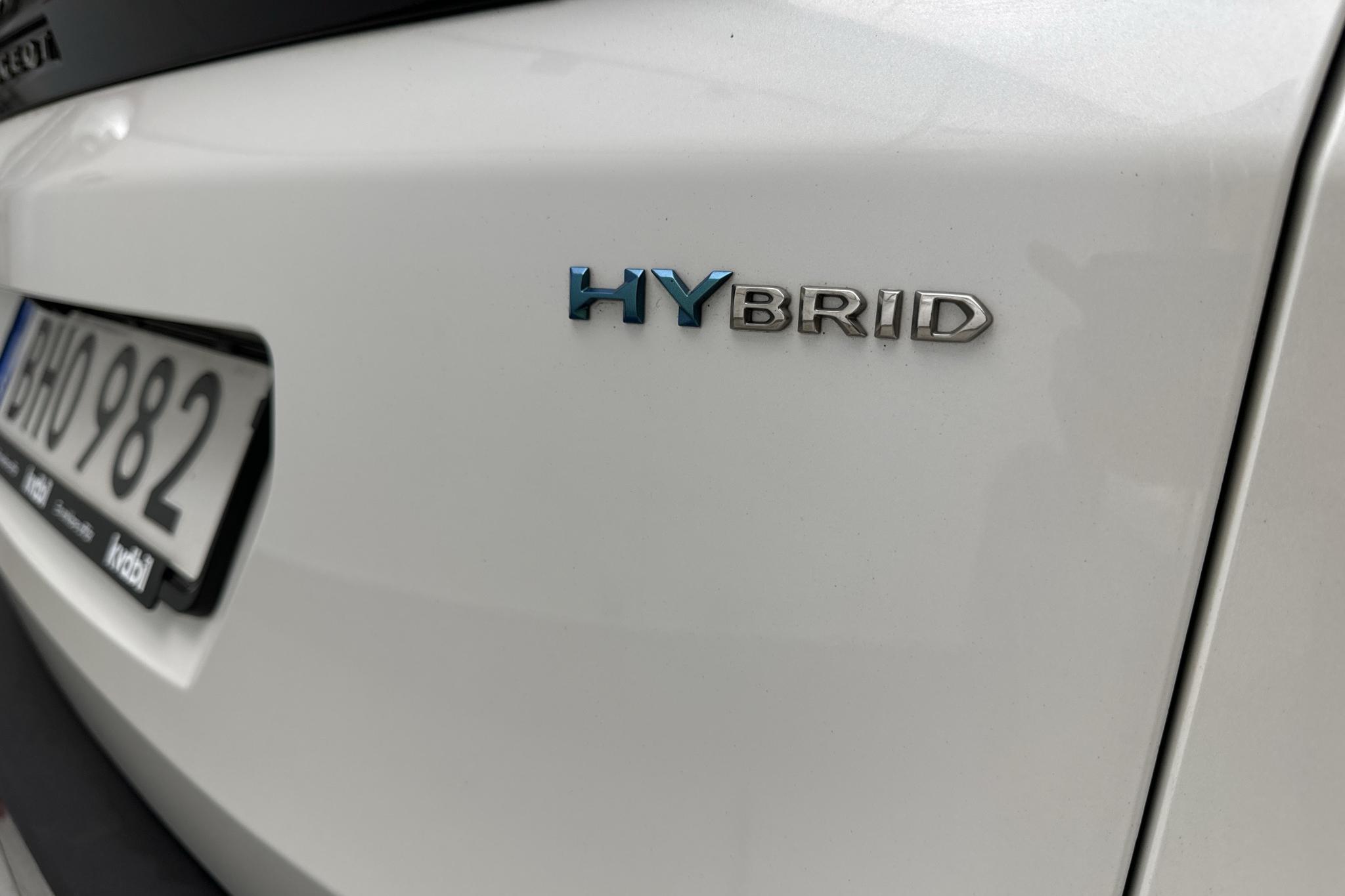 Peugeot 3008 1.6 Plug-in Hybrid (225hk) - 66 710 km - Automatyczna - biały - 2020
