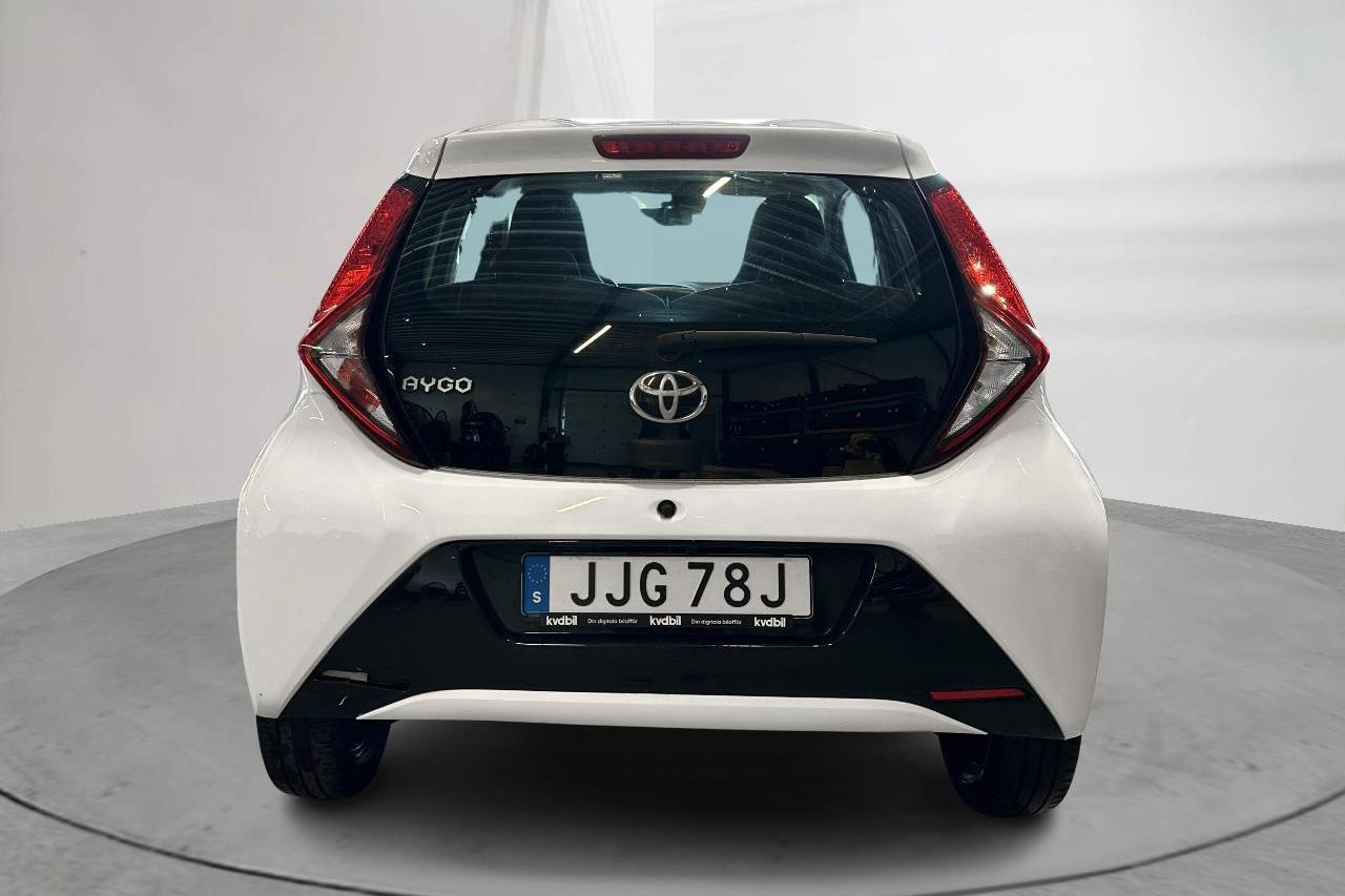 Toyota Aygo 1.0 5dr (72hk) - 96 800 km - Manuaalinen - valkoinen - 2021