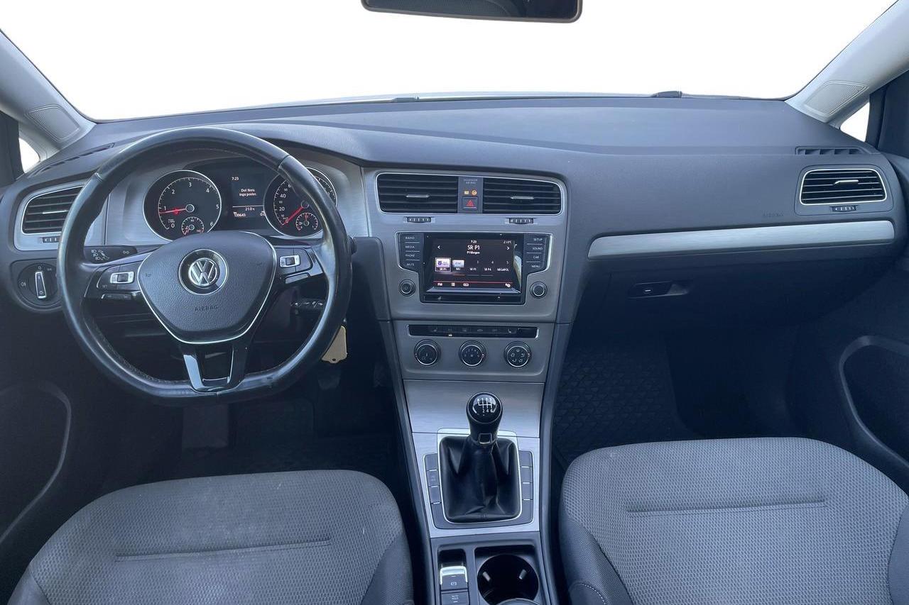 VW Golf VII 1.6 TDI BlueMotion Sportscombi (110hk) - 139 640 km - Manual - white - 2015