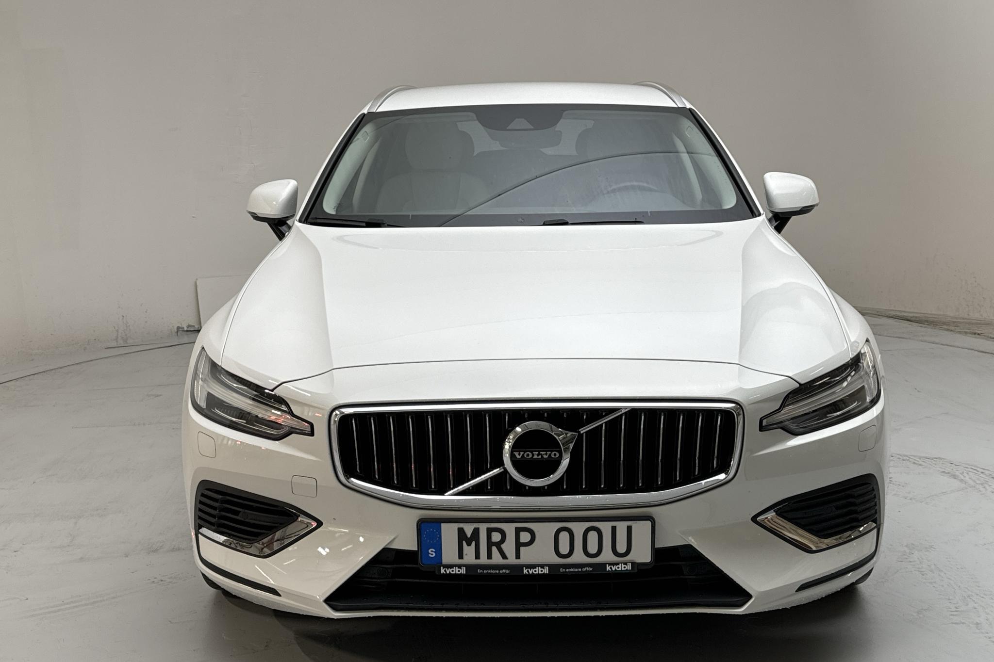 Volvo V60 T6 AWD Recharge (340hk) - 93 880 km - Automatic - white - 2021