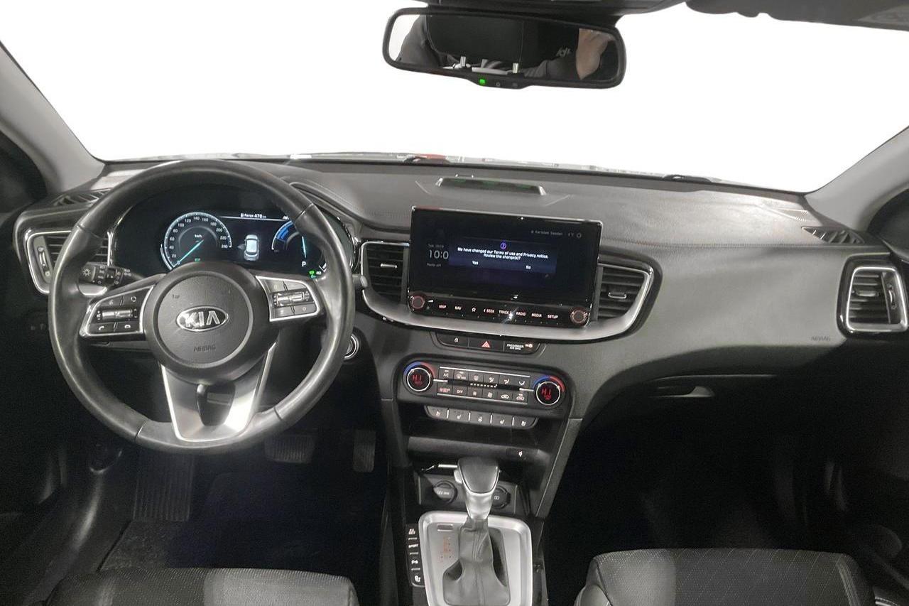 KIA XCeed 1.6 Plug-in Hybrid 5dr (141hk) - 98 650 km - Automaattinen - harmaa - 2021