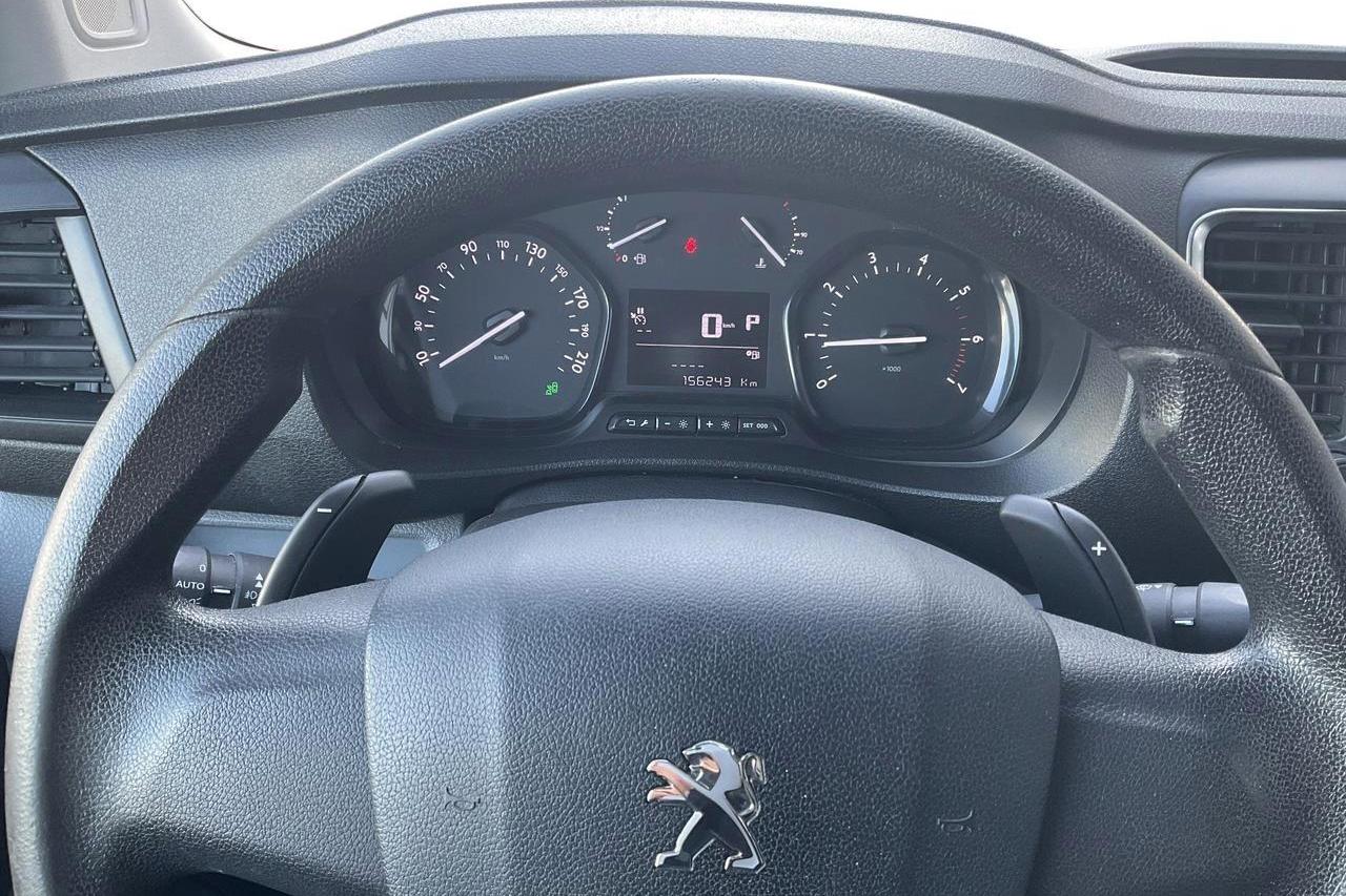 Peugeot Expert BlueHDi Skåp (180hk) - 15 624 mil - Automat - 2018