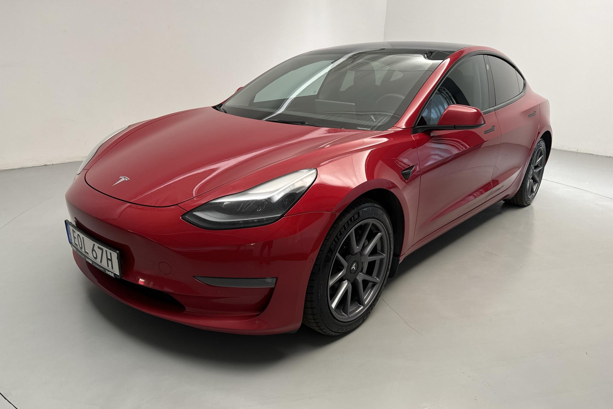 Tesla Model 3 Long Range Dual Motor AWD - 77 510 km - Automatyczna - czerwony - 2021