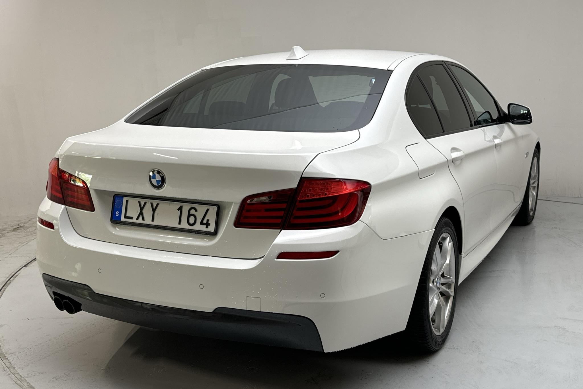 BMW 520d Sedan, F10 (184hk) - 206 770 km - Manual - white - 2011